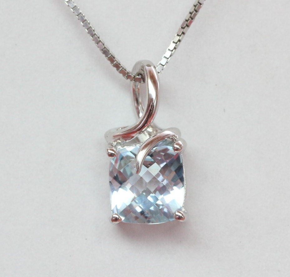 Edler 1,4 Carat Blautopas Anhanger 925 Silber Collier Kette himmelblauer Topas