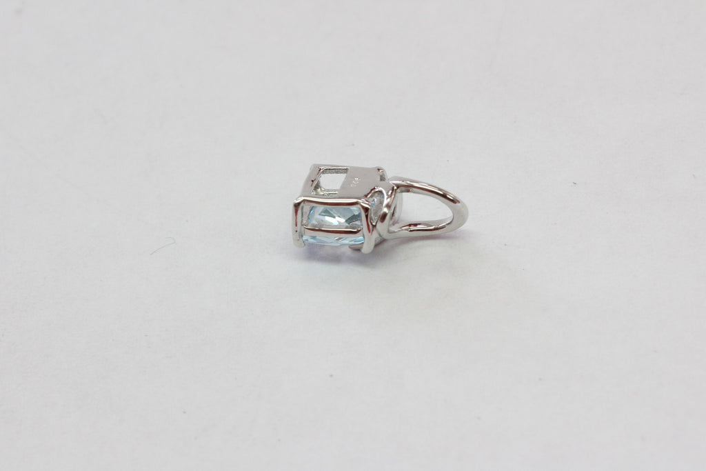 Edler 1,4 Carat Blautopas Anhanger 925 Silber Collier Kette himmelblauer Topas