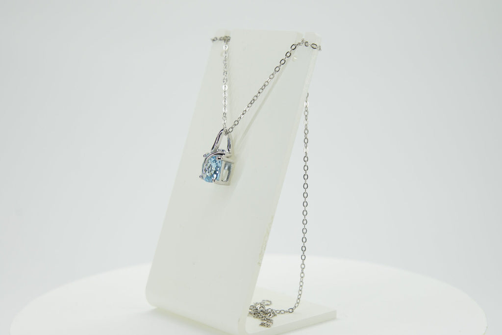 Edler 1,4 Carat Blautopas Anhanger 925 Silber Collier Kette himmelblauer Topas