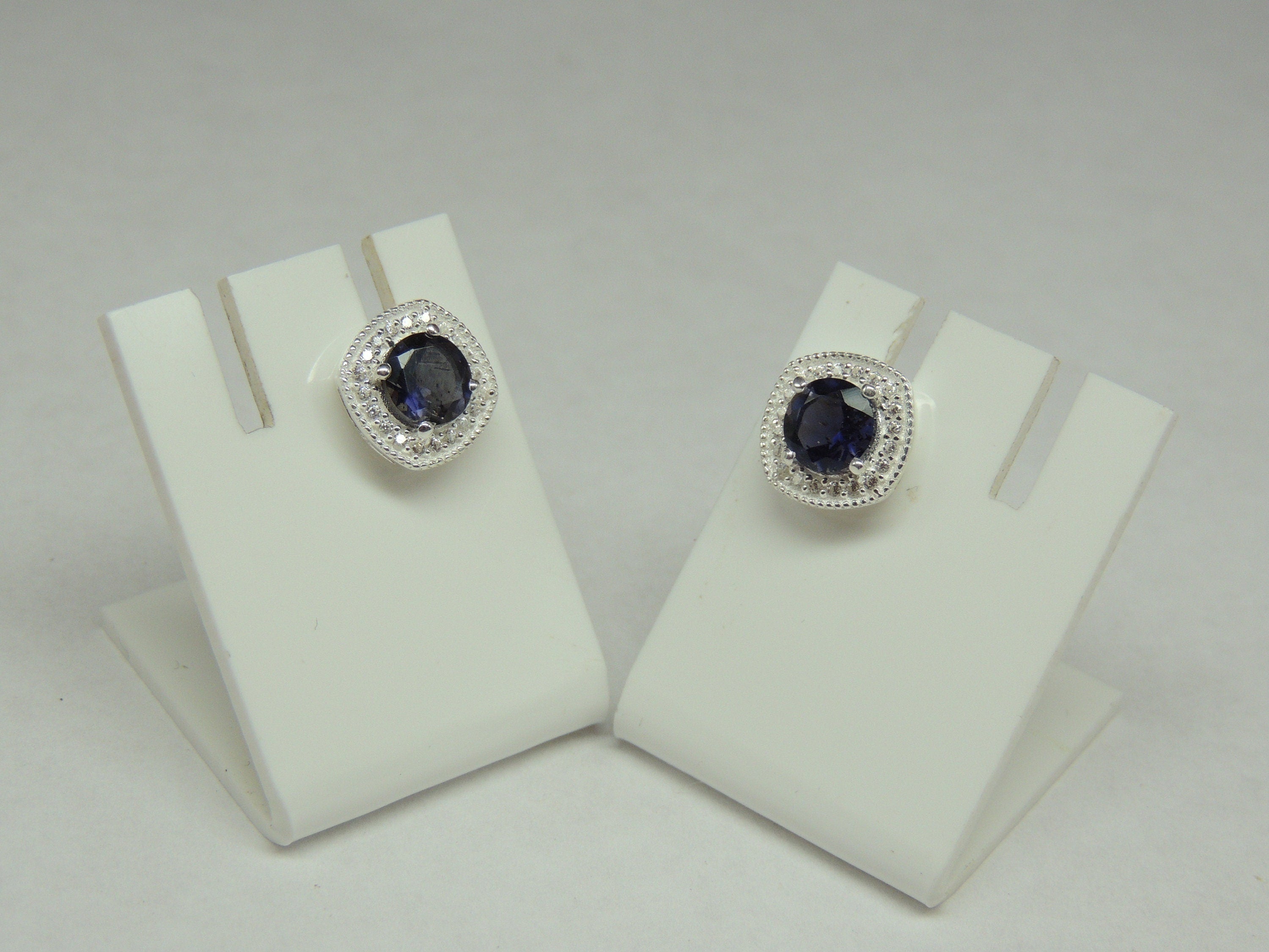 1,5 Carat Iolith Ohrstecker mit Zirkonia 925 Silber Ohrring Ohrschmuck Wassersaphir