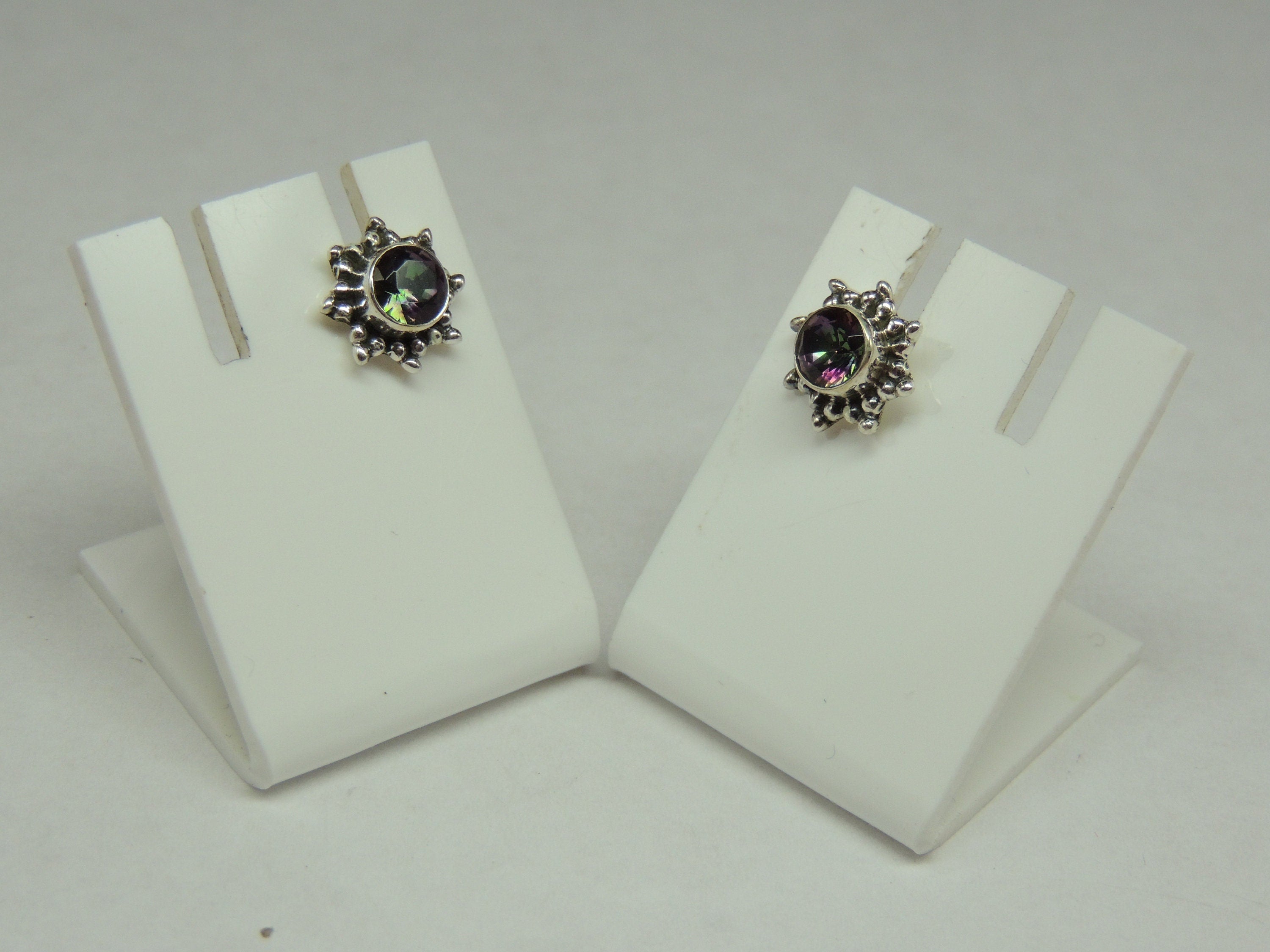 Edler 0,95 Carat Mystik Topas Ohrstecker 925 Silber Ohrring Ohrschmuck