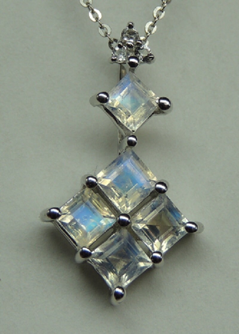 Edler 1,55 Carat Mondlichttopas Anhanger 925 Silber  Mondlicht Topas