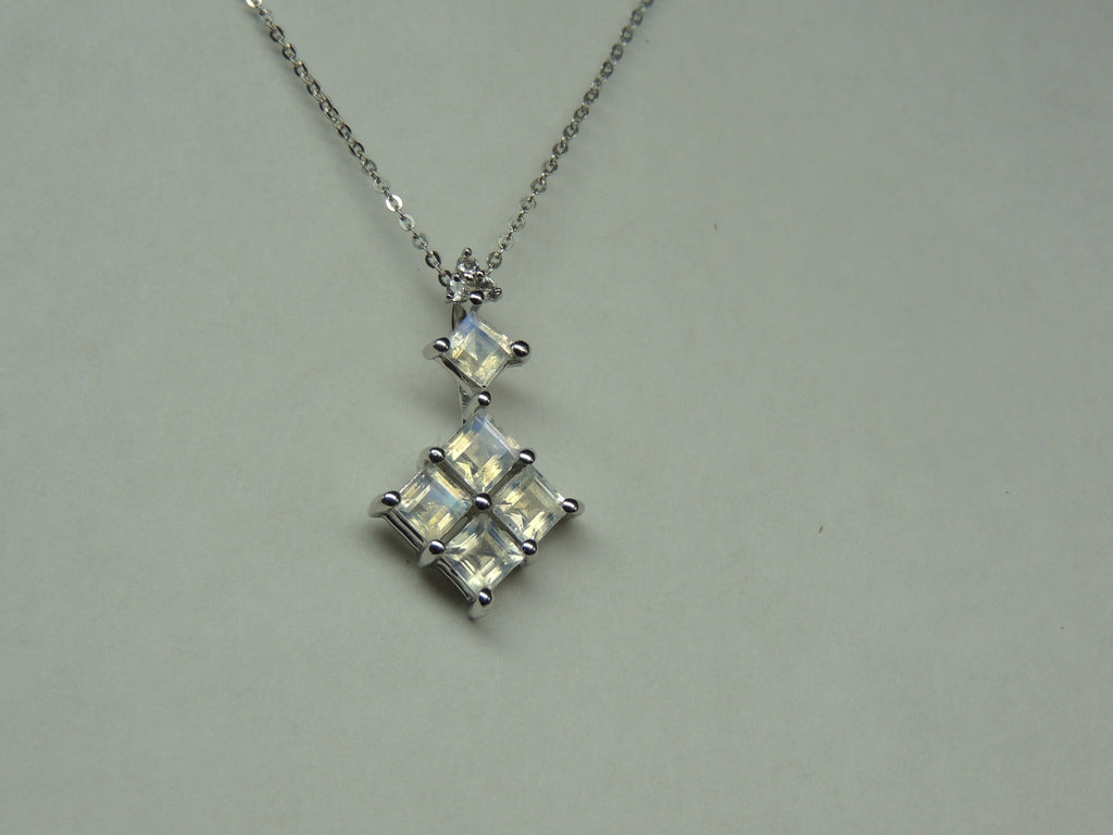 Edler 1,55 Carat Mondlichttopas Anhanger 925 Silber  Mondlicht Topas