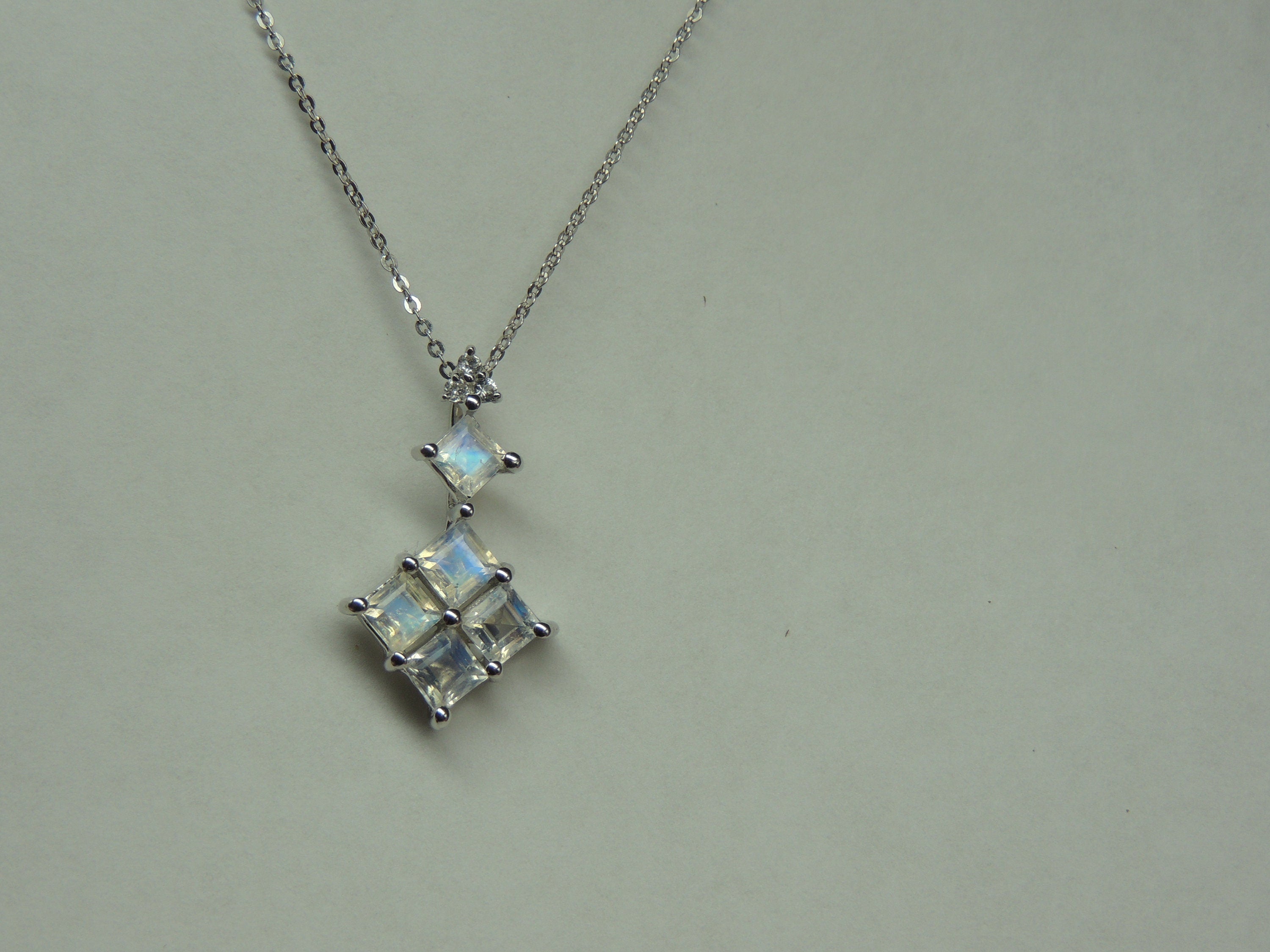 Edler 1,55 Carat Mondlichttopas Anhanger 925 Silber  Mondlicht Topas