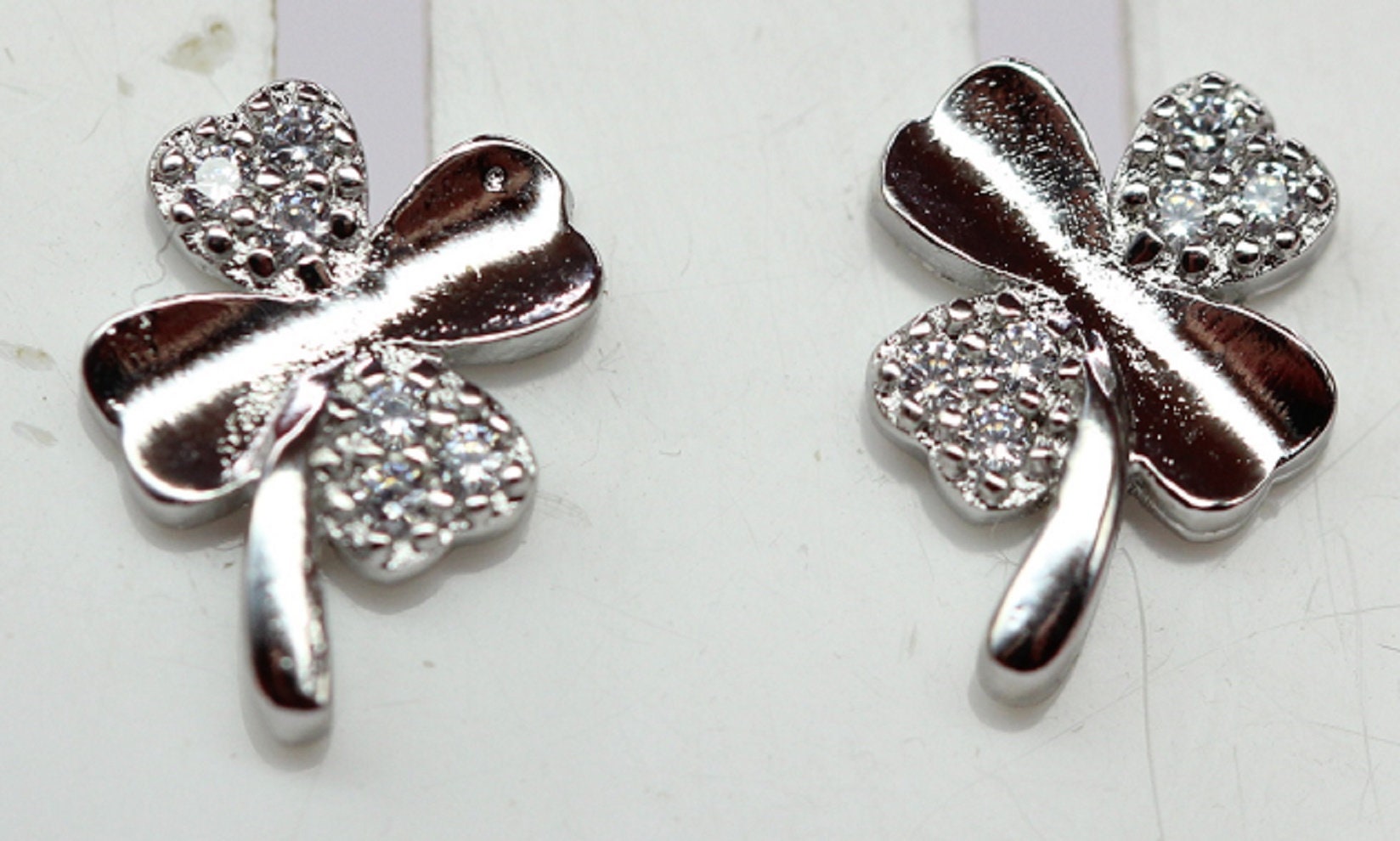 Edle Kleeblatt Ohrstecker mit Zirkonia 925  Silber Ohrring Edel Top  ca 9 mm
