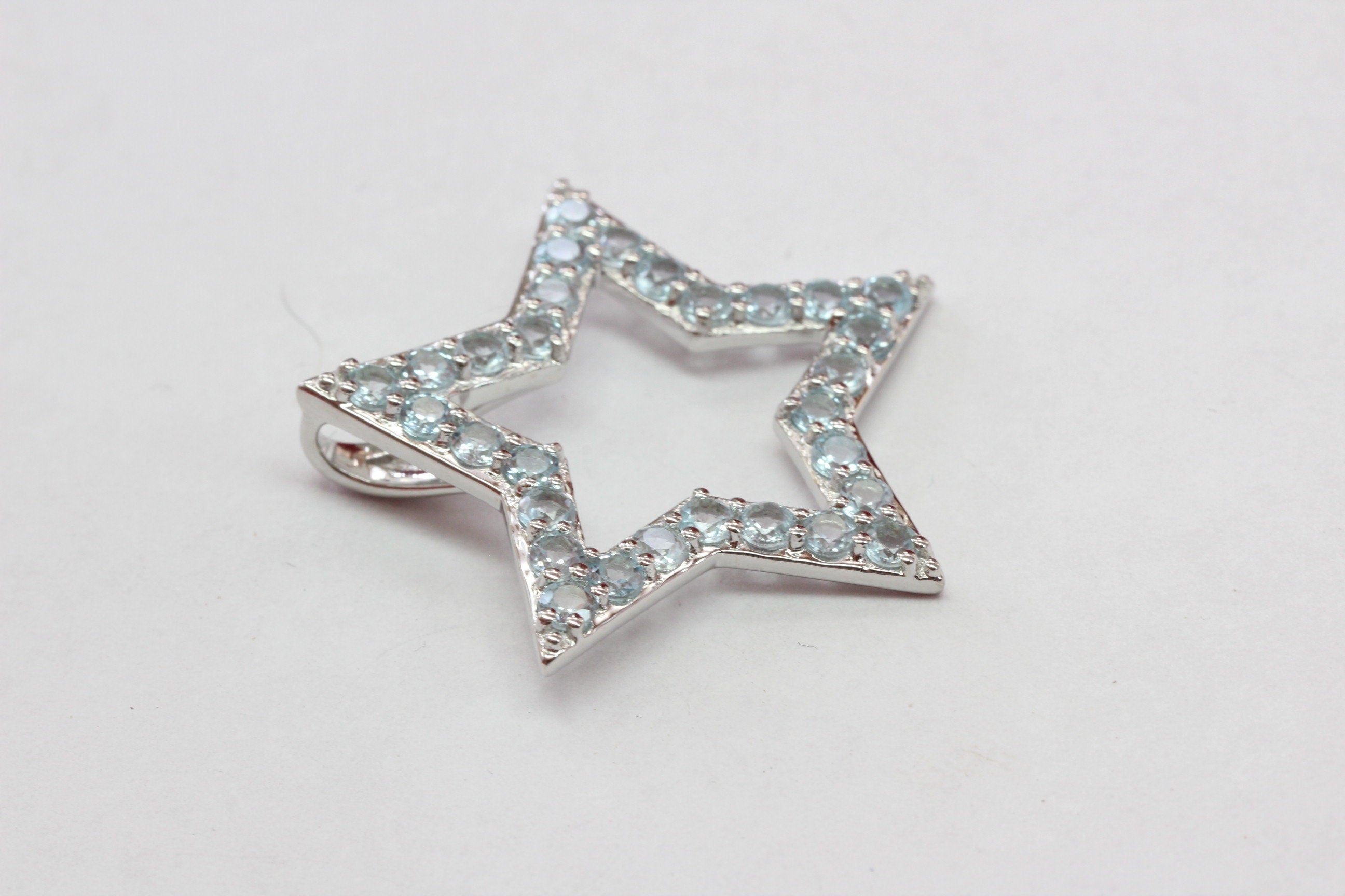 Edler 1,80 Carat Blautopas Stern Anhanger 925 Silber Collier Kette sky blue Topas