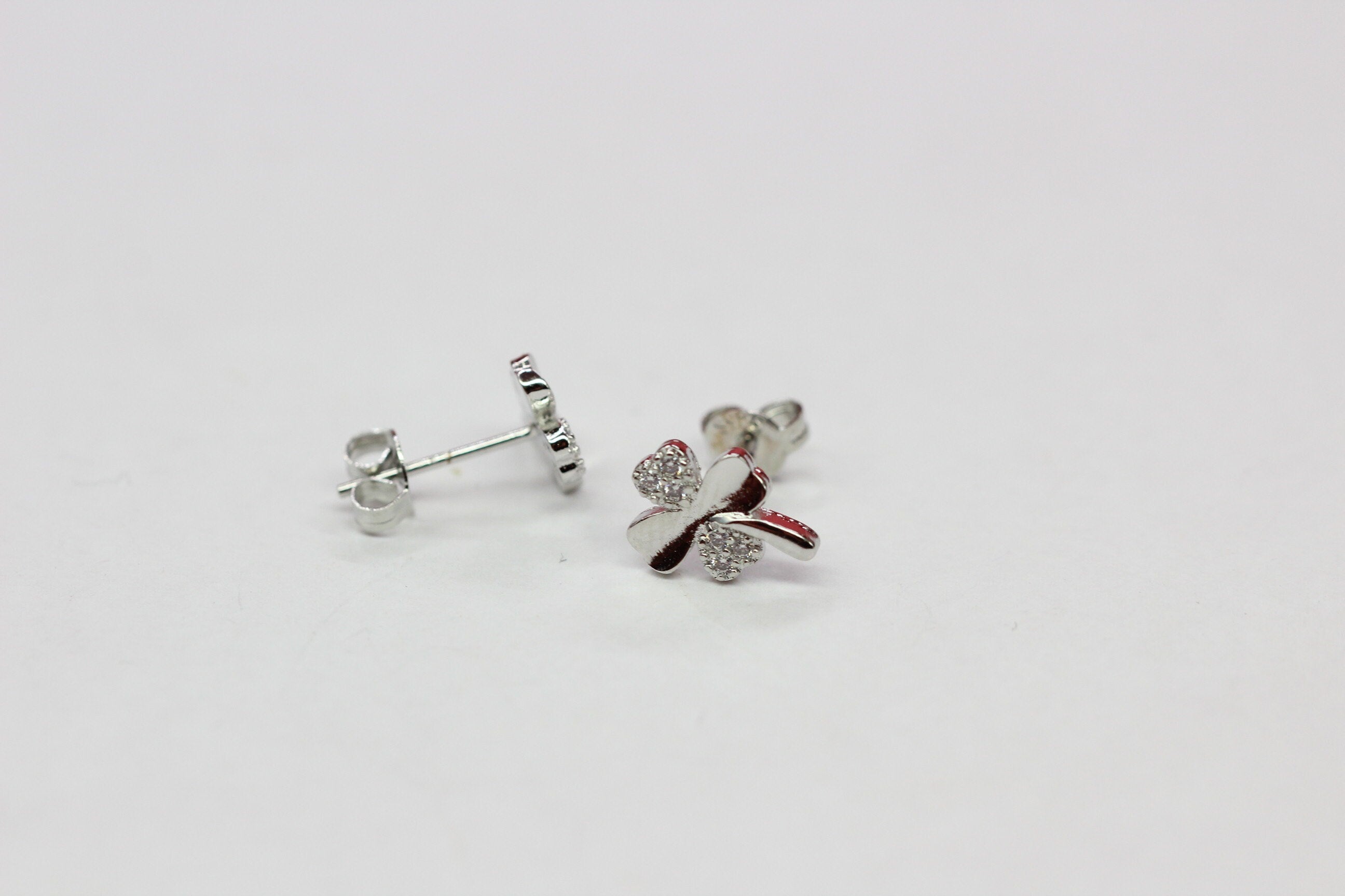 Edle Kleeblatt Ohrstecker mit Zirkonia 925  Silber Ohrring Edel Top  ca 9 mm