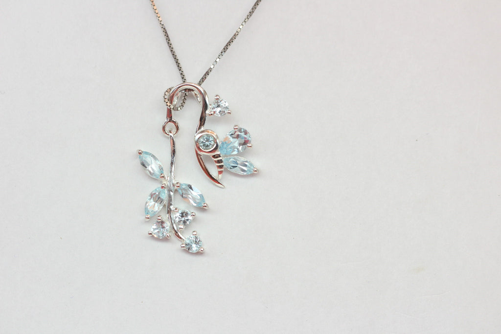 Edler 1,36 Carat Blautopas Libellen Blumen Anhanger 925 Silber Collier Kette Top