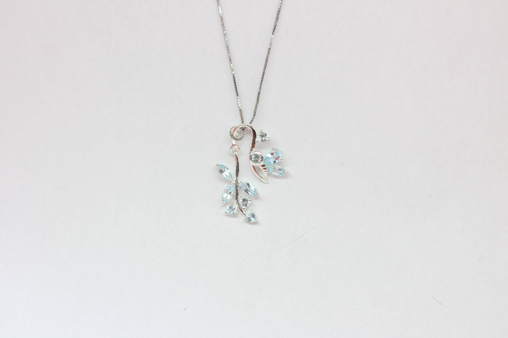 Edler 1,36 Carat Blautopas Libellen Blumen Anhanger 925 Silber Collier Kette Top