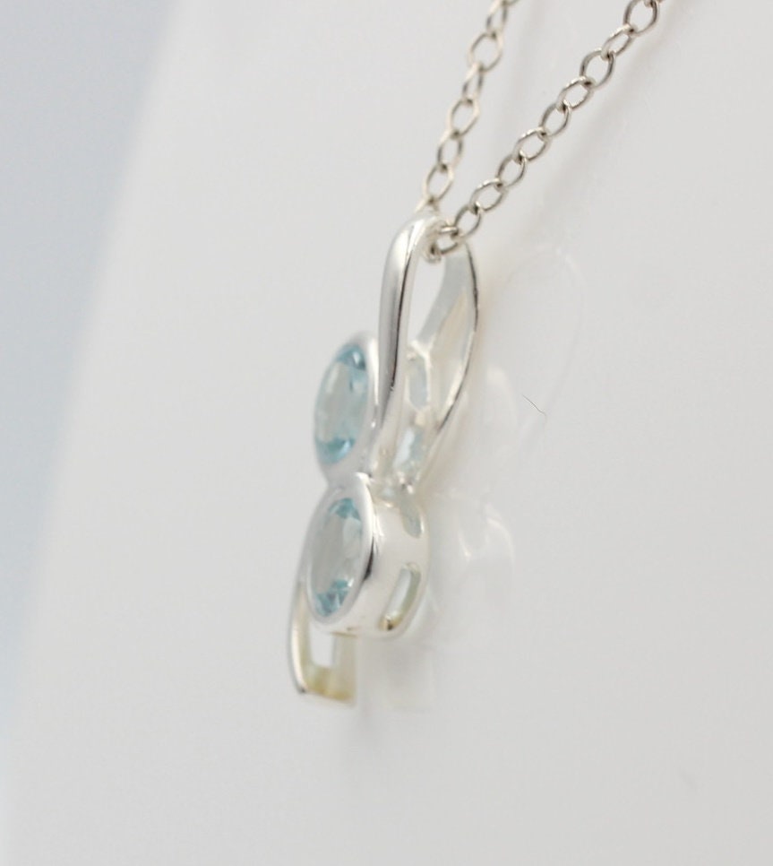 Edler 1,4 Carat Blautopas Anhanger 925 Silber  Top Edel himmelblau