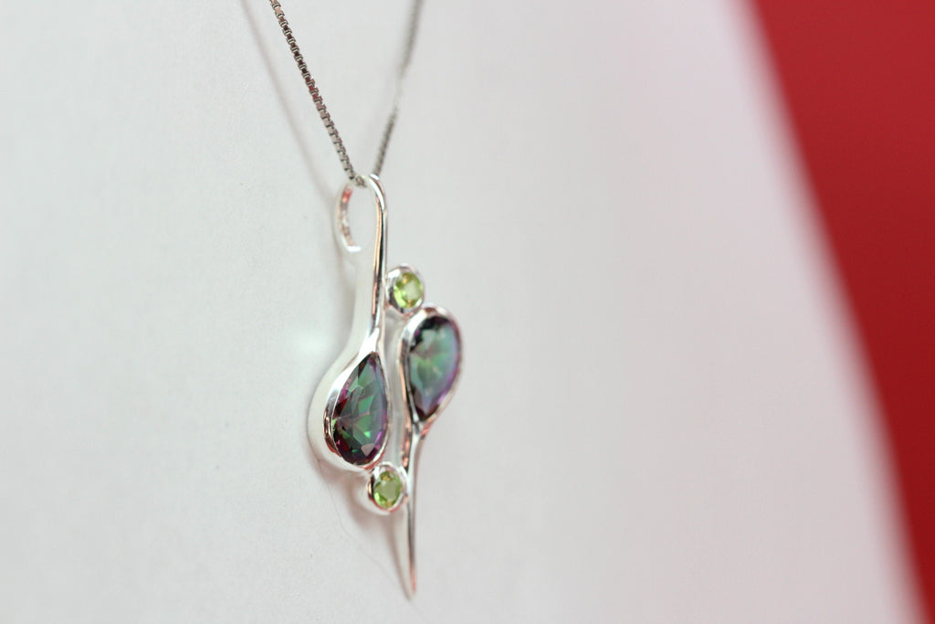Edler 3,38 Carat Design Anhanger Mystik Topas Peridot Anhänger 925 Silber