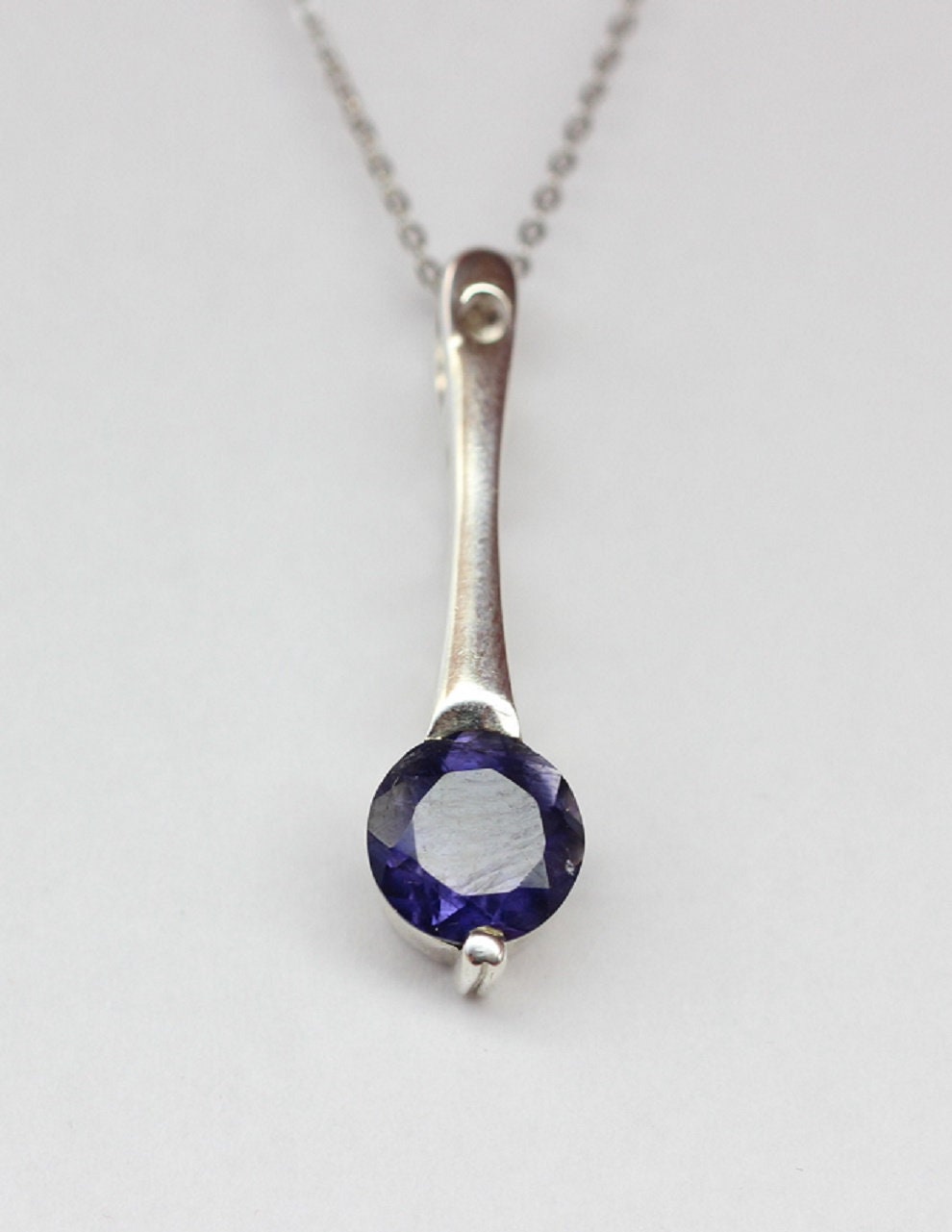 Edler 2,2 Carat lolith Anhanger 925 Silber Wassersaphir Luchssaphir