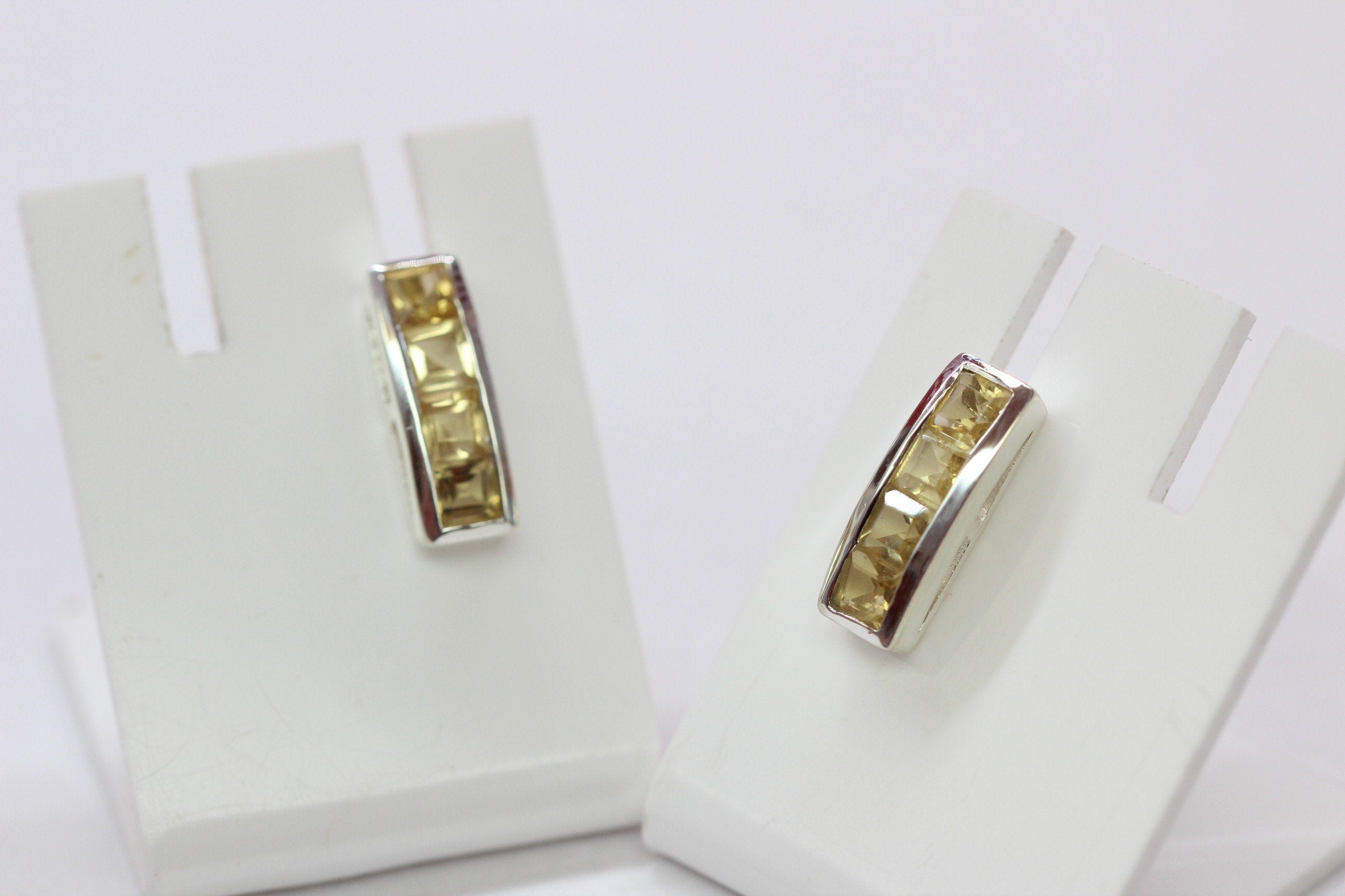 Edler 0,6 Carat Citrin Ohrstecker 925 Silber Ohrring gelber Edelstein Ohrschmuck