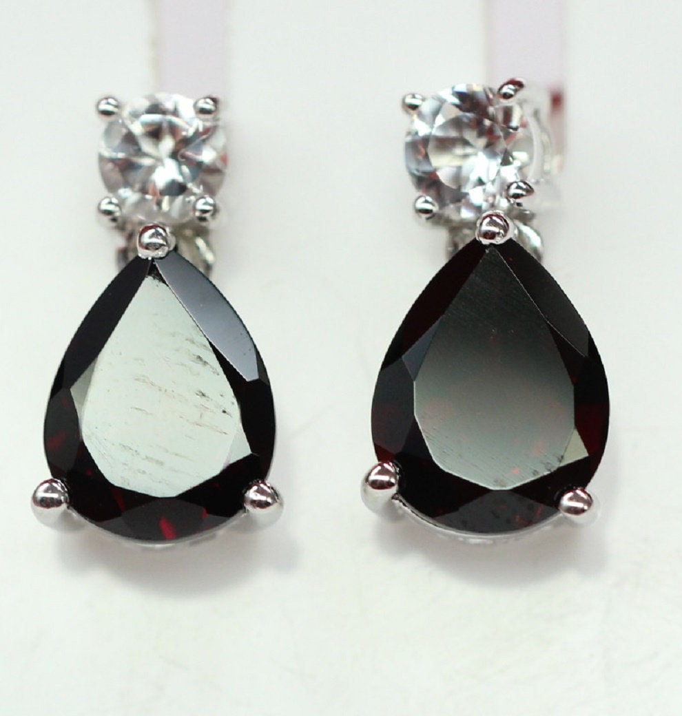 Edler 3,65 Carat Granat weisstopas Ohrstecker 925 Silber blutroter Edesltein weisstopas
