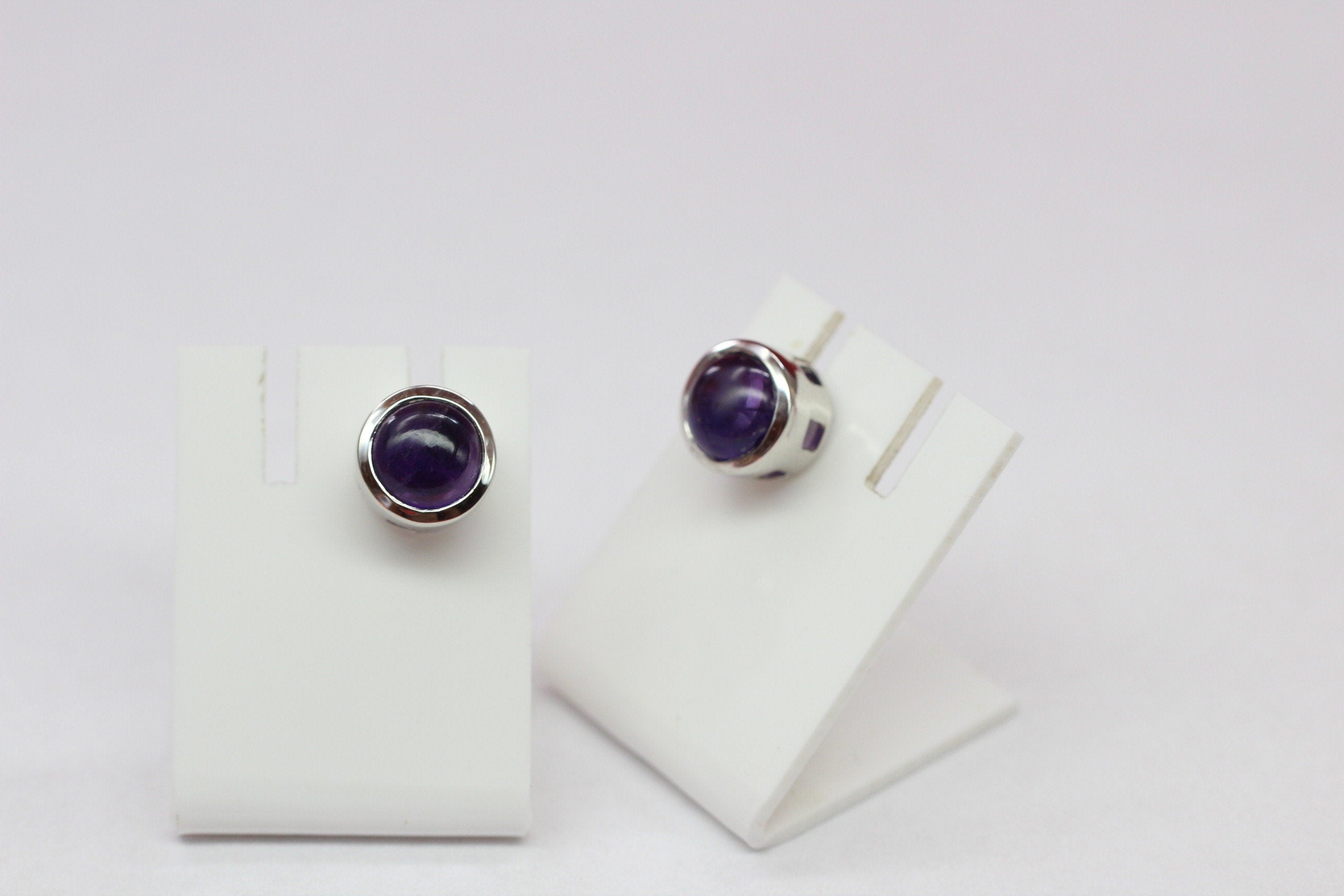 Edle 4,59 Carat Amethyst Ohrstecker 925 Silber Ohrschmuck Ohring Cabochon Unisex