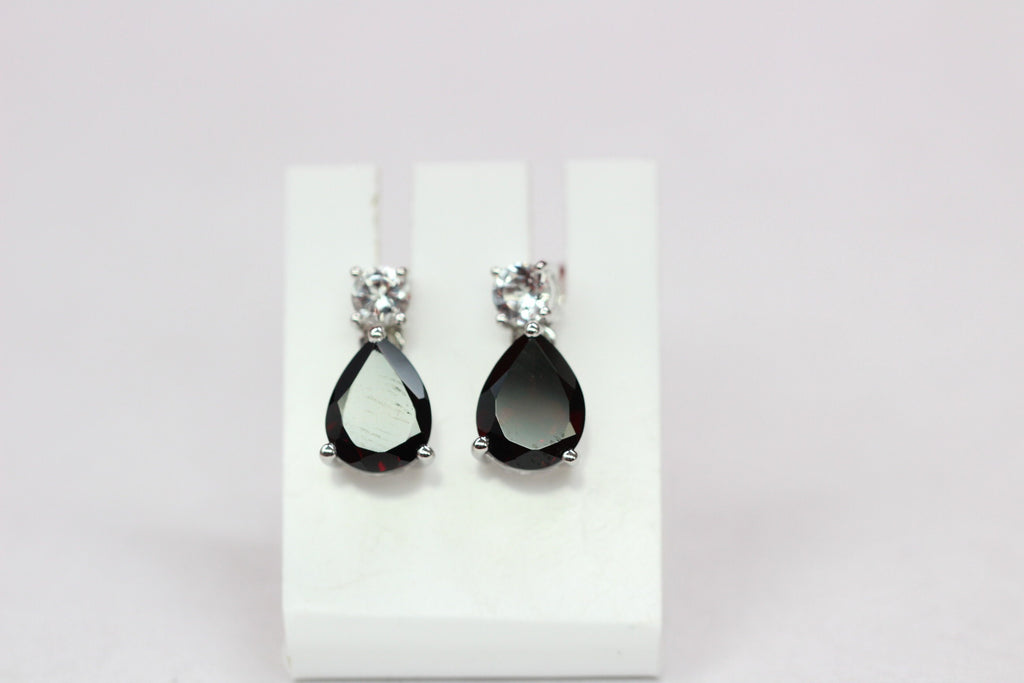 Edler 3,65 Carat Granat weisstopas Ohrstecker 925 Silber blutroter Edesltein weisstopas