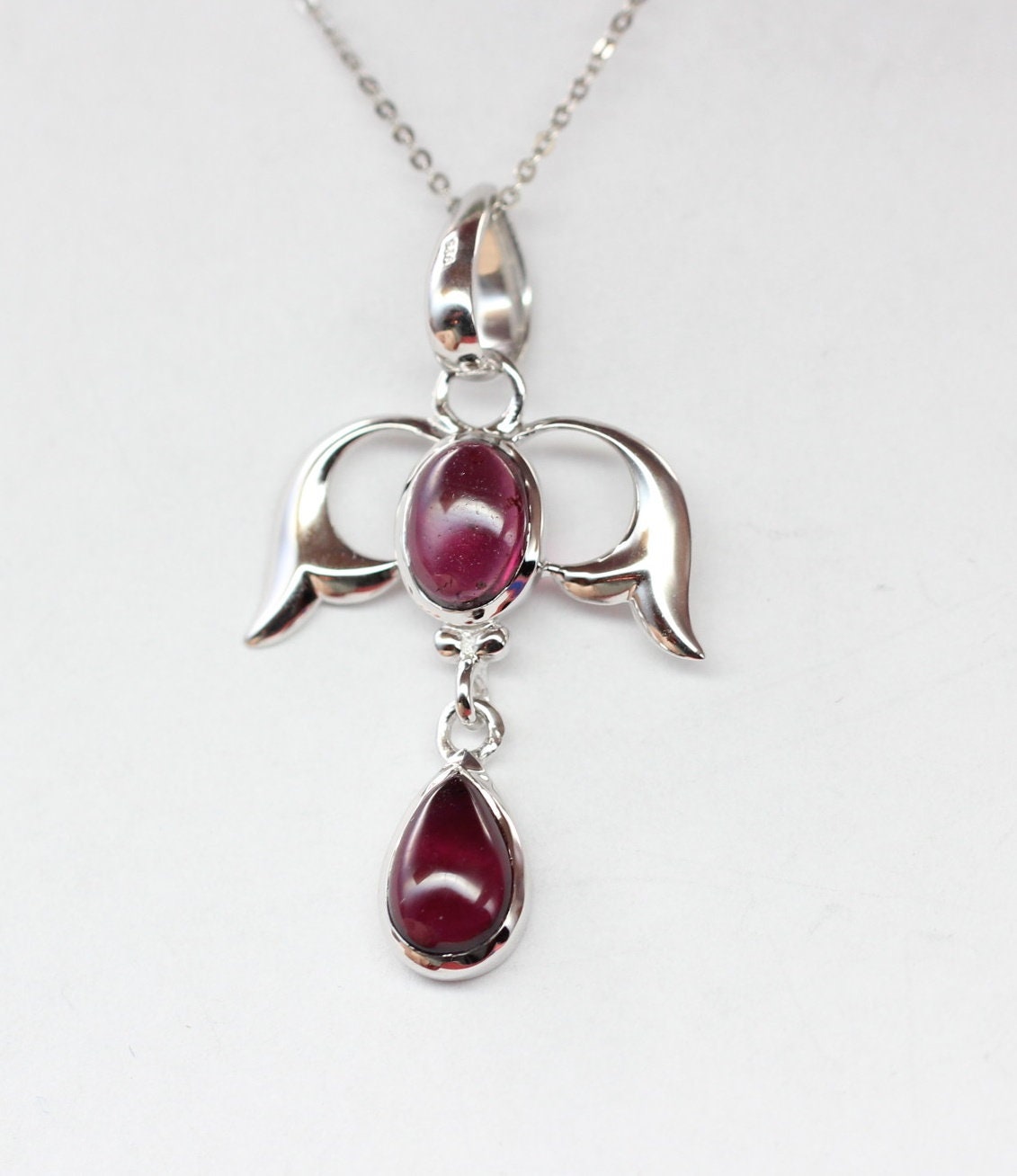 Edler 3,4 Carat Granat Anhanger Cabochon Schliff 925 Silber Collier Kette Top