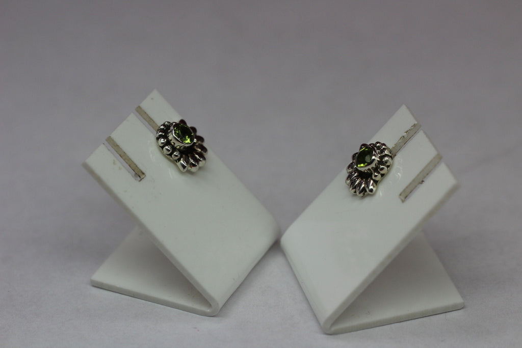 Edler 0,5 Carat Peridot Ohrstecker Olivin 925 Silber Ohrschmuck Ohrring Top Edel