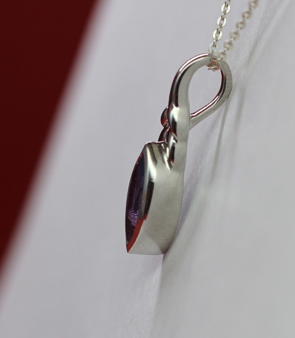 Edler 0,94 Carat Amethyst Anhanger 925 Silber Collier Kette violetter Edelstein