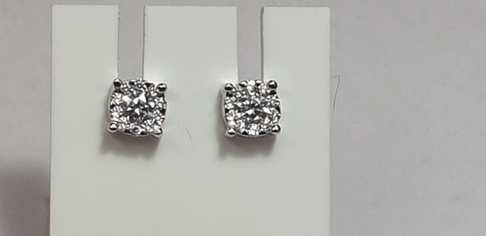 Edle Ohrstecker mit Zirkonia 925 Silber Unisex..ein Traum aus Silber und Zirkonia