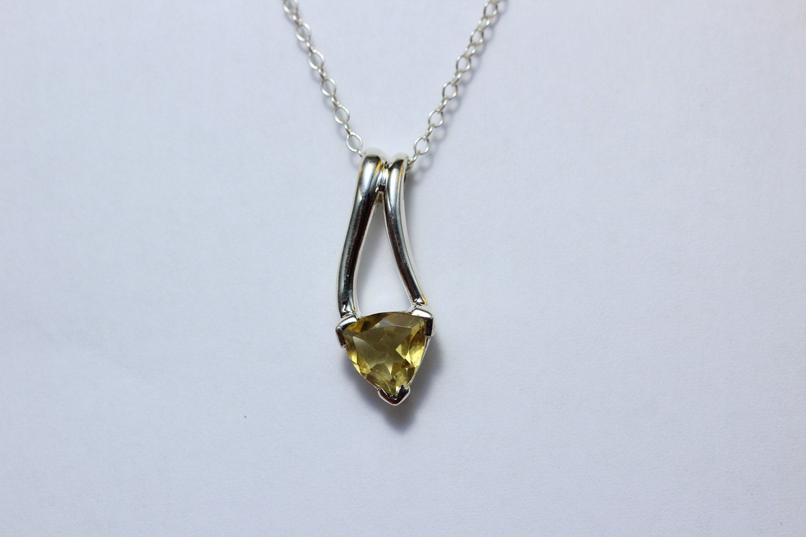 Edler 1,3 Carat Citrin Anhanger 925 Silber gelber Edelstein