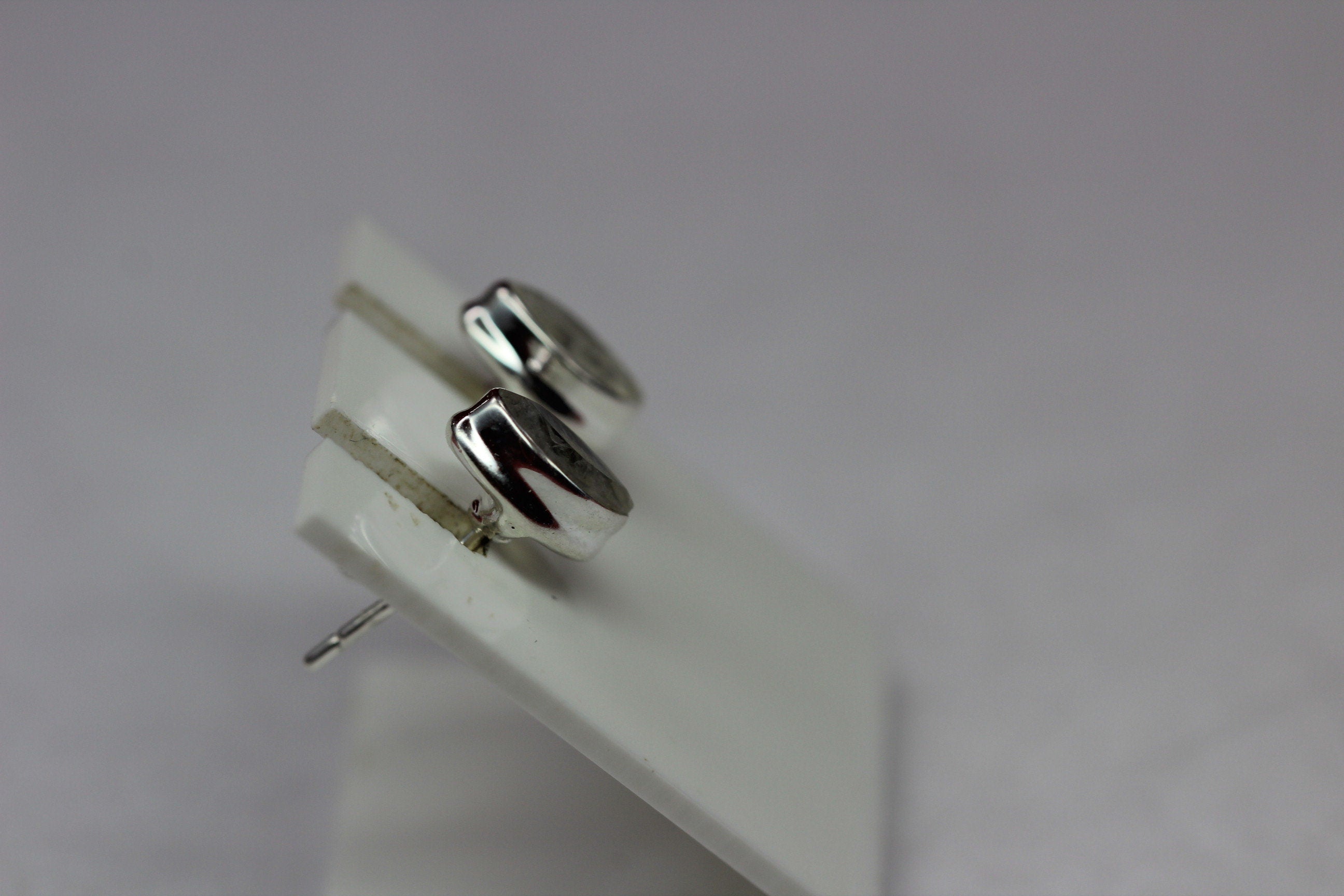 Edler 1,1 Carat Mondlichttopas Ohrstecker 925 Silber farbiger Edelstein Marquise