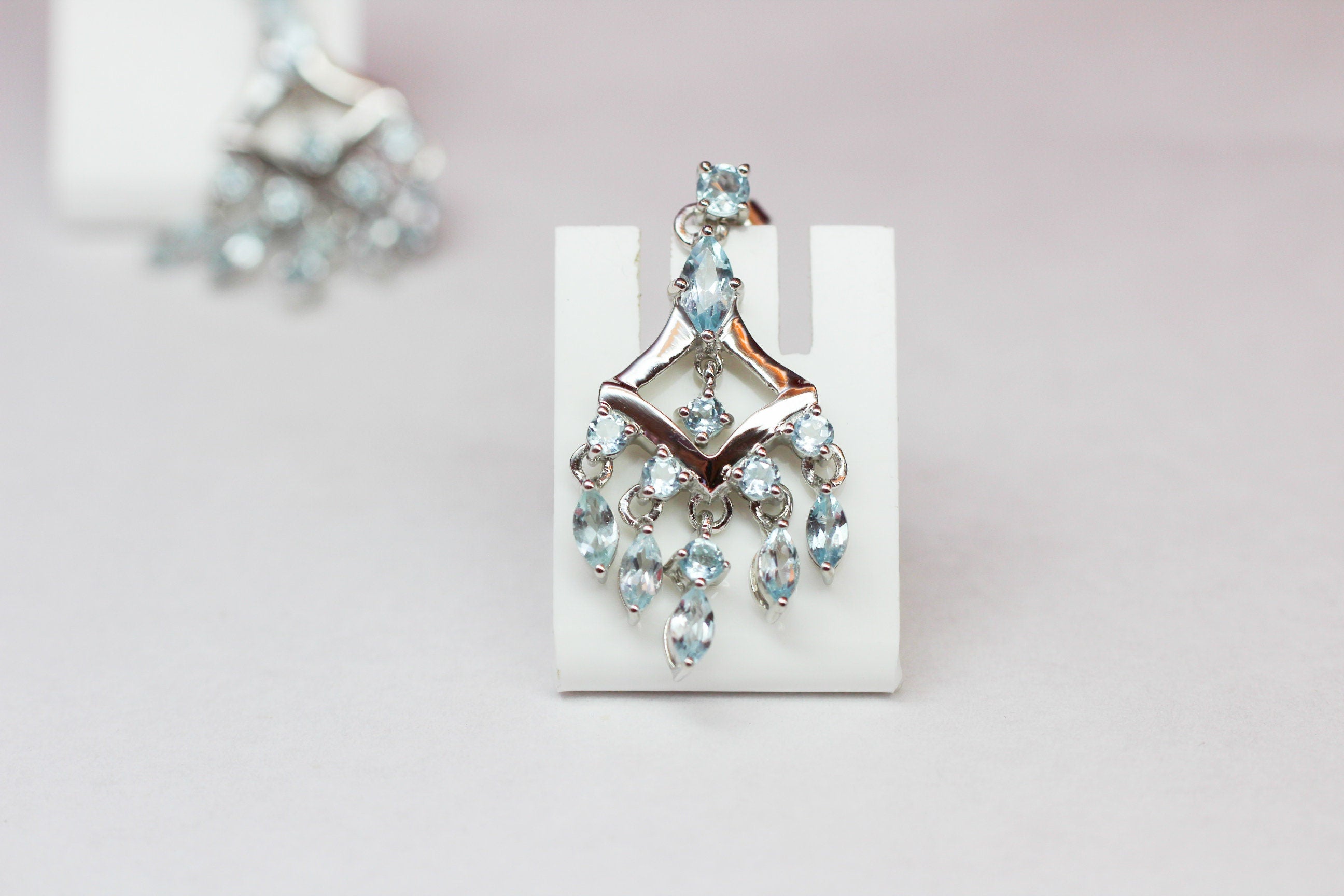 Edle 6,95 Carat Blautopas Ohrstecker 925 Silber sky blue Topas Ohrhanger