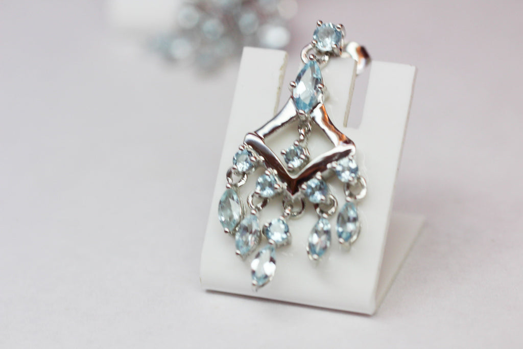 Edle 6,95 Carat Blautopas Ohrstecker 925 Silber sky blue Topas Ohrhanger