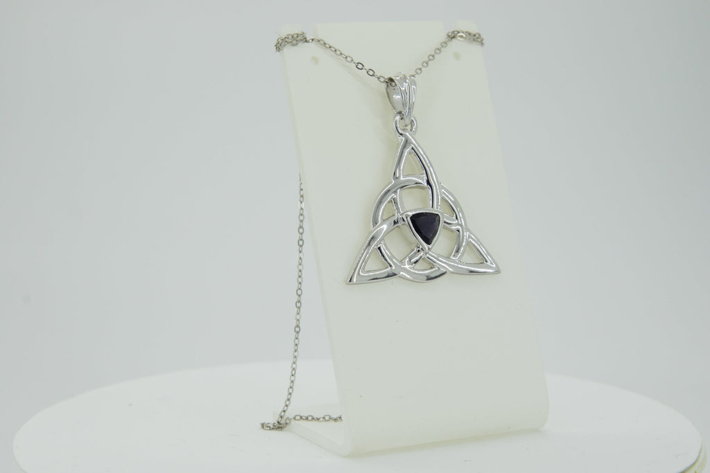 Echter Iolith Anhänger Silber 925, Keltischer Schmuck, Unendlicher Knoten, Kleiner Edelstein Kettenanhänger, 0,8 ct Unikat, Blaues Leuchten