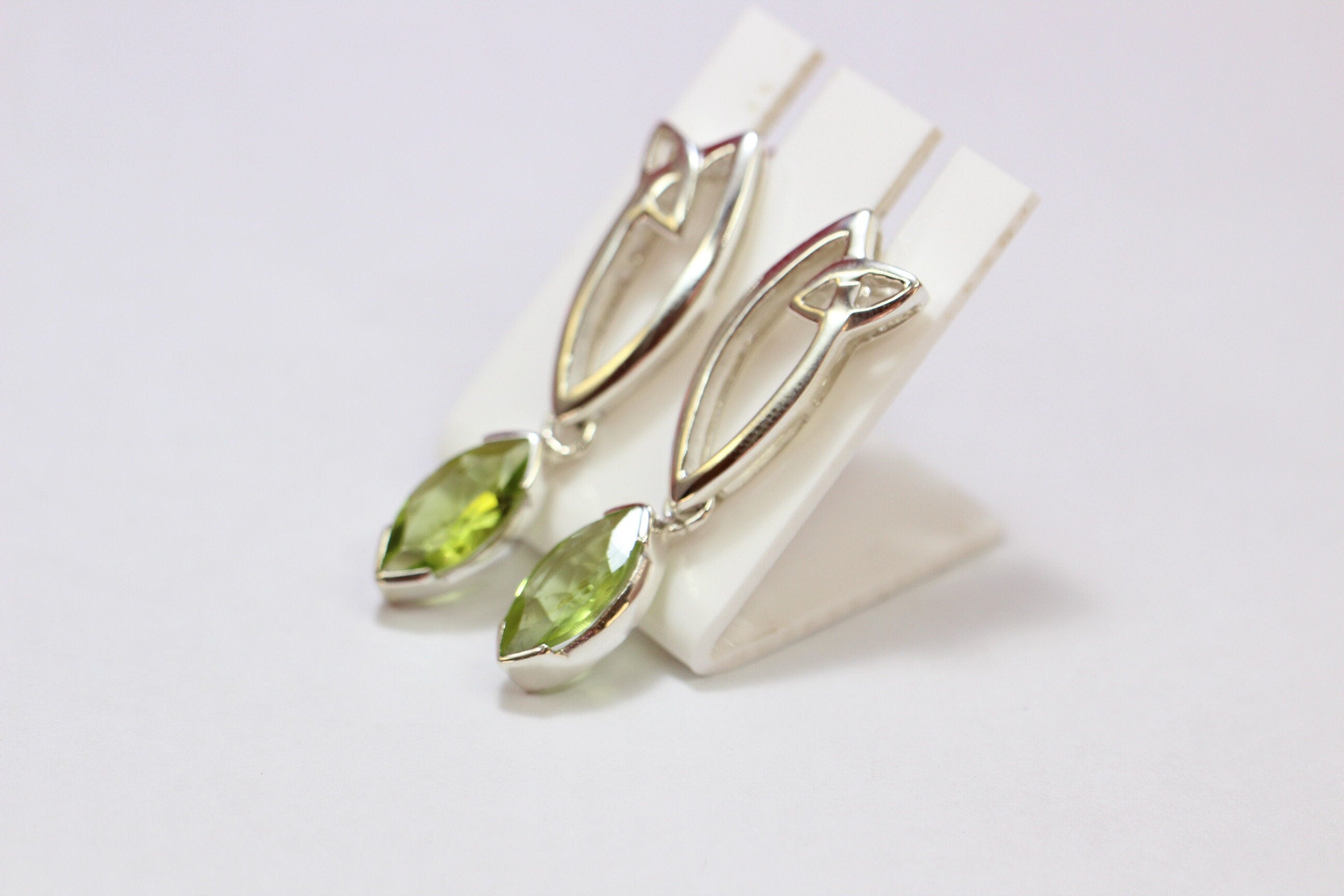 Edle 2,9 Carat Peridot Ohrstecker 925 Silber Ohrstecker Olivin Schmuck Top