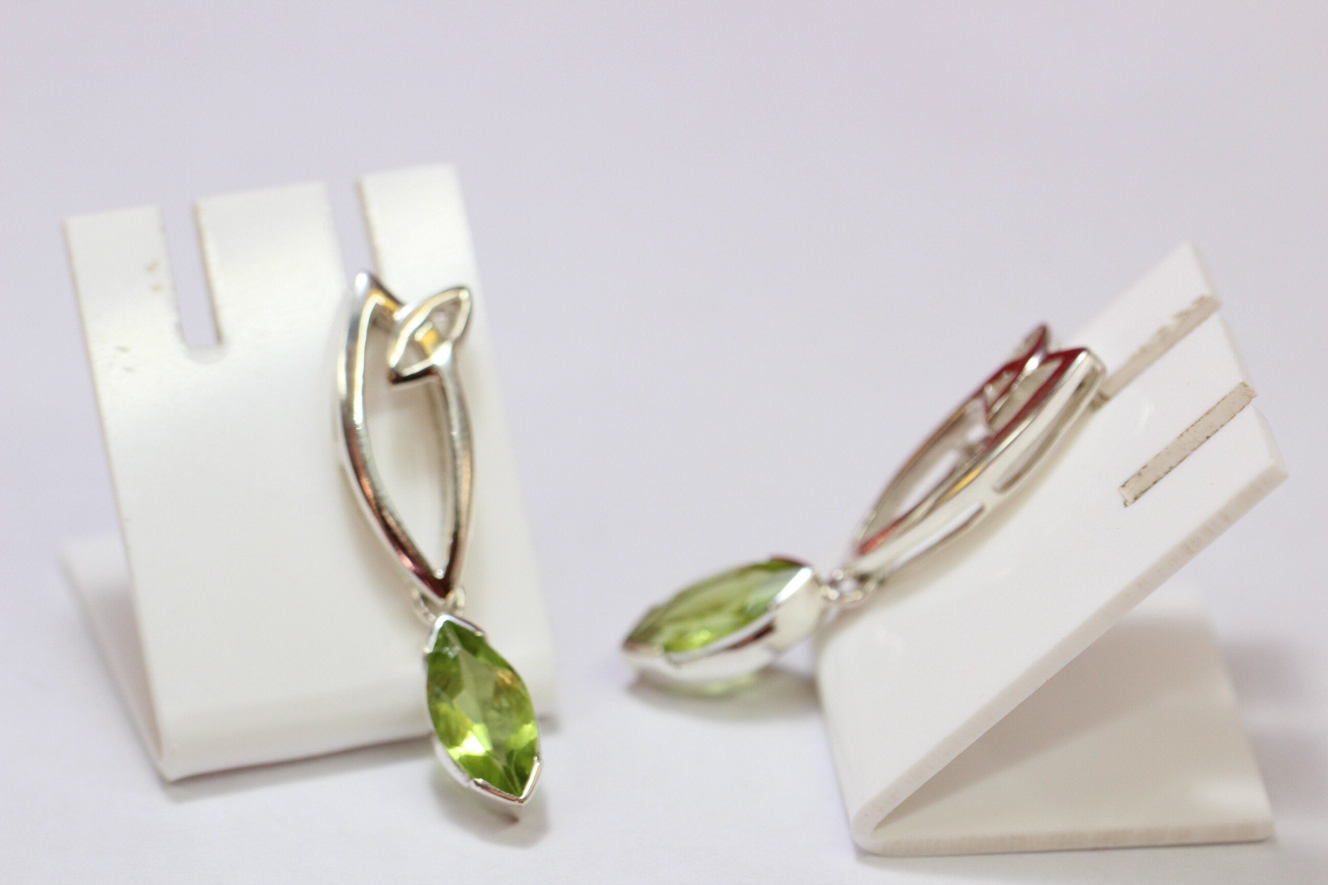 Edle 2,9 Carat Peridot Ohrstecker 925 Silber Ohrstecker Olivin Schmuck Top