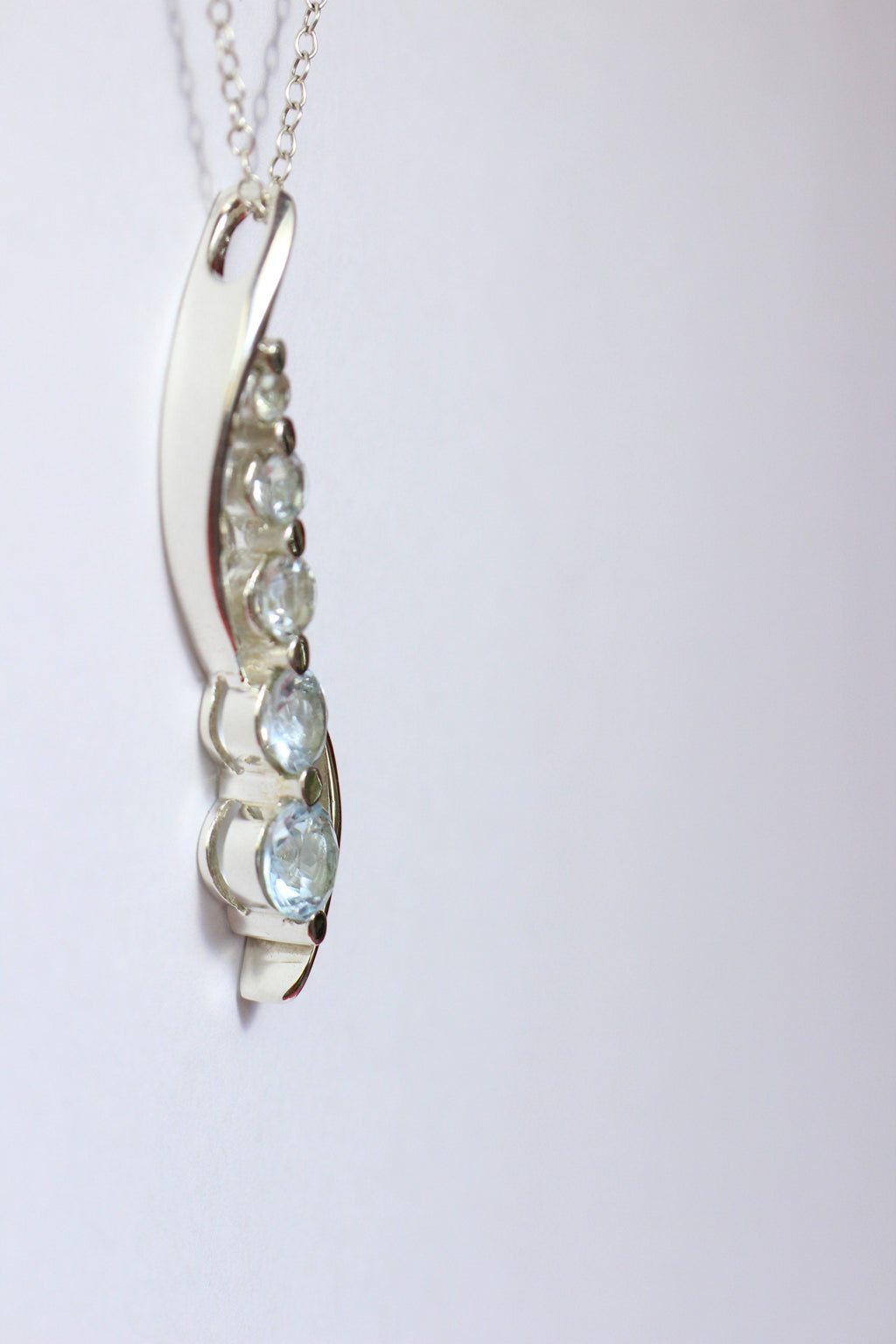 Echter Blautopas Silberanhänger 925, Hellblaue Edelstein Kette, Modernes Collier, Sky Blue Topas Schmuck, Geschenk für Frau, Handgefertigt