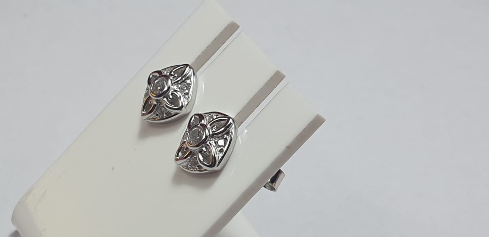 Edle Zirkonia Ohrstecker 925 Silber Ohrschmuck American Diamant Top Edel