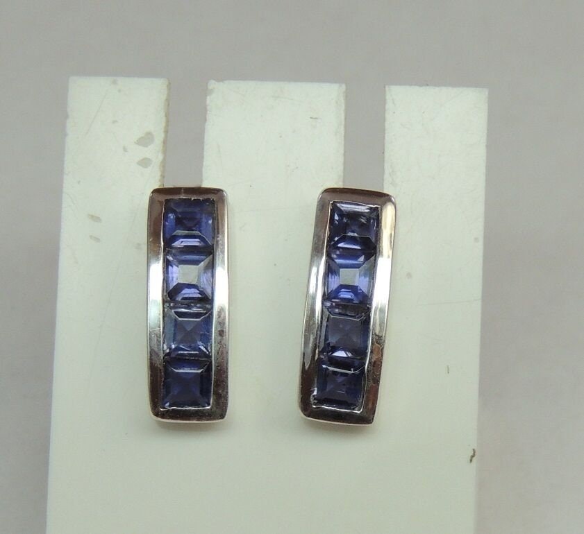 Edle 0,66 Carat Iolith Ohrstecker Wassersaphir 925 Silber Luchssaphir Ohrring