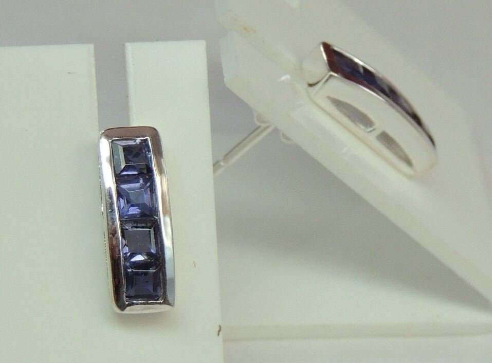 Edle 0,66 Carat Iolith Ohrstecker Wassersaphir 925 Silber Luchssaphir Ohrring