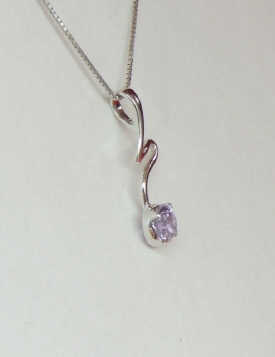 Amethyst Anhänger 925 Silber (ohne Kette) - 0,59 Karat Violetter Edelstein - Handgefertigtes Schmuckstück - Geburtsstein Februar