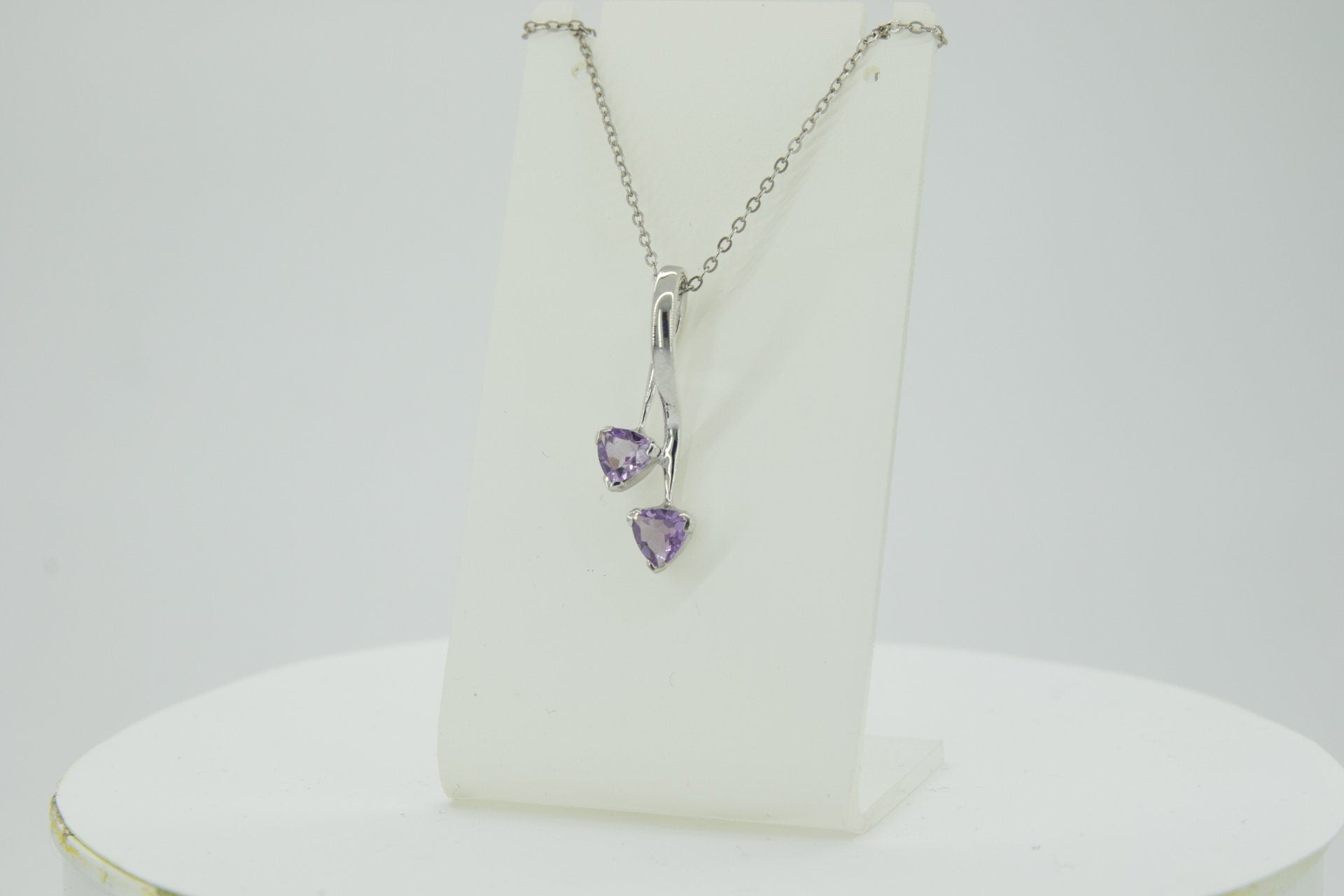 Amethyst Kette Silber 925 - Geburtsstein Februar Geschenk - Trillion Schliff Anhänger - Minimalistischer Violetter Schmuck - Edles Unikat