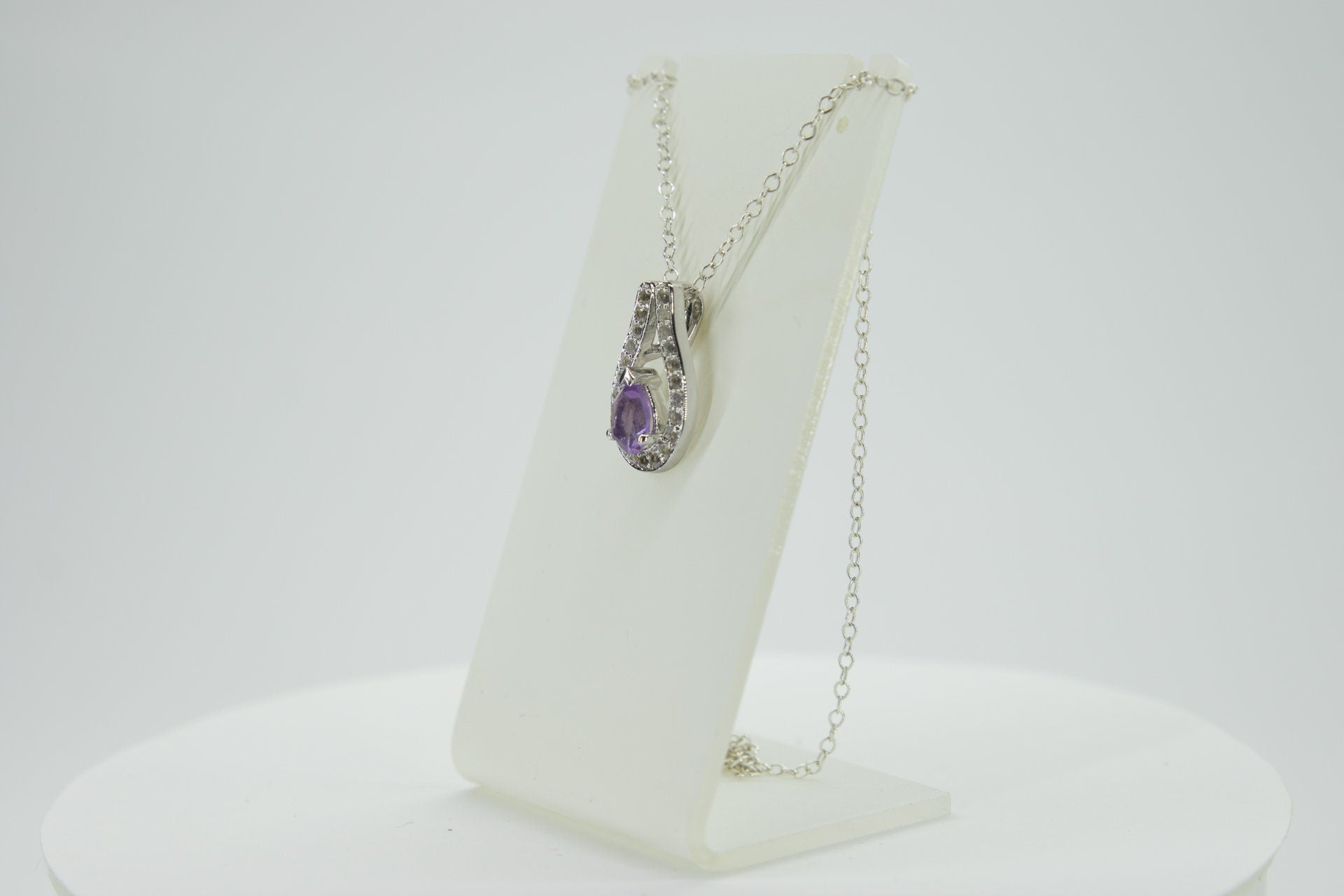 Amethyst Anhänger 925 Silber, Lila Edelstein Kette mit Weißtopas, Februar Geburtsstein, Elegantes Geschenk für Sie, Handgefertigter Schmuck