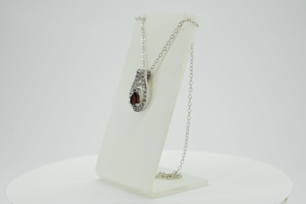0,65 Carat Granat Anhanger 925 Silber weisstopas 925 Silber Collier Kette