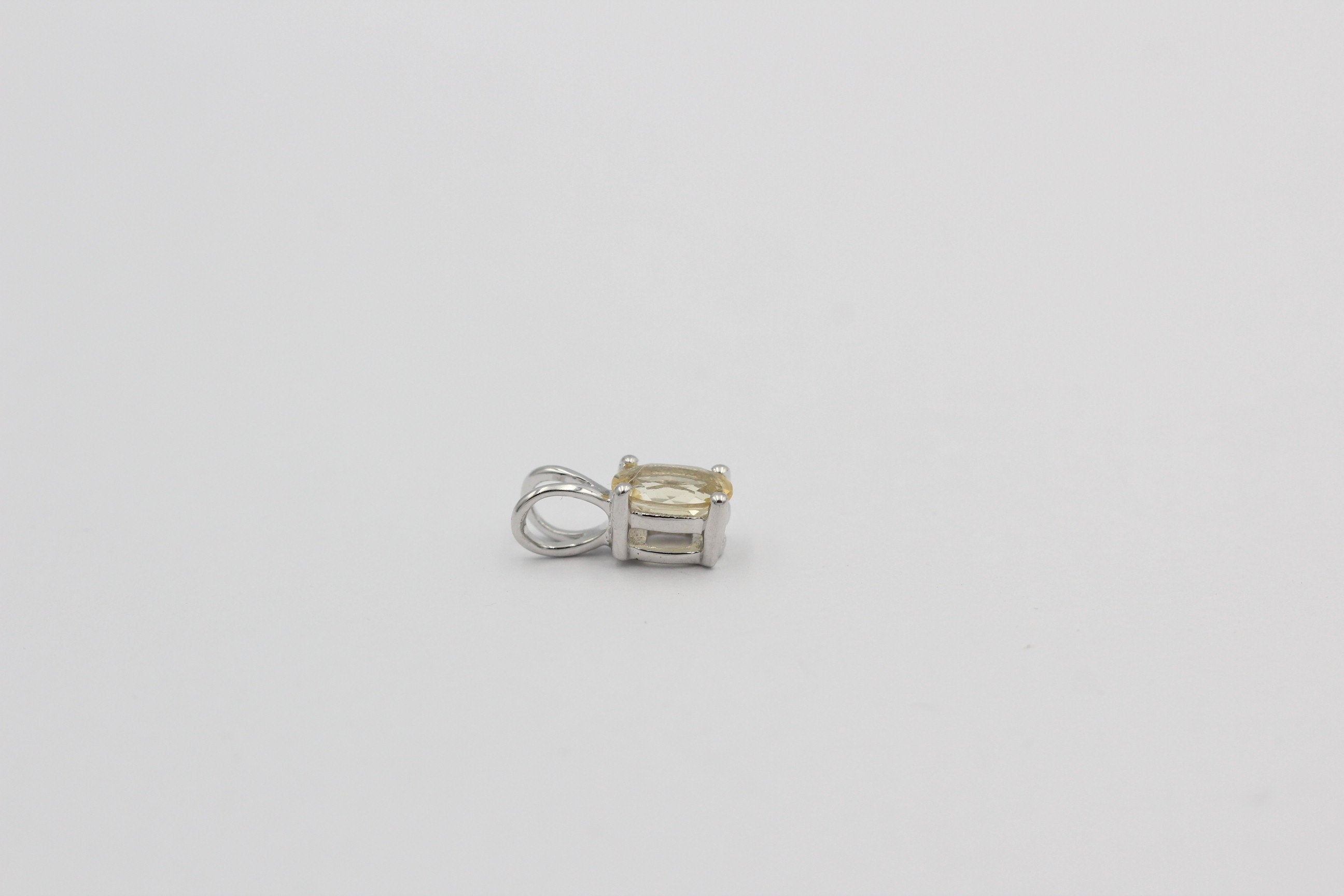 Edler 0,70 Carat Citrin Anhanger 925 Silber Collier Kette gelber Edelstein