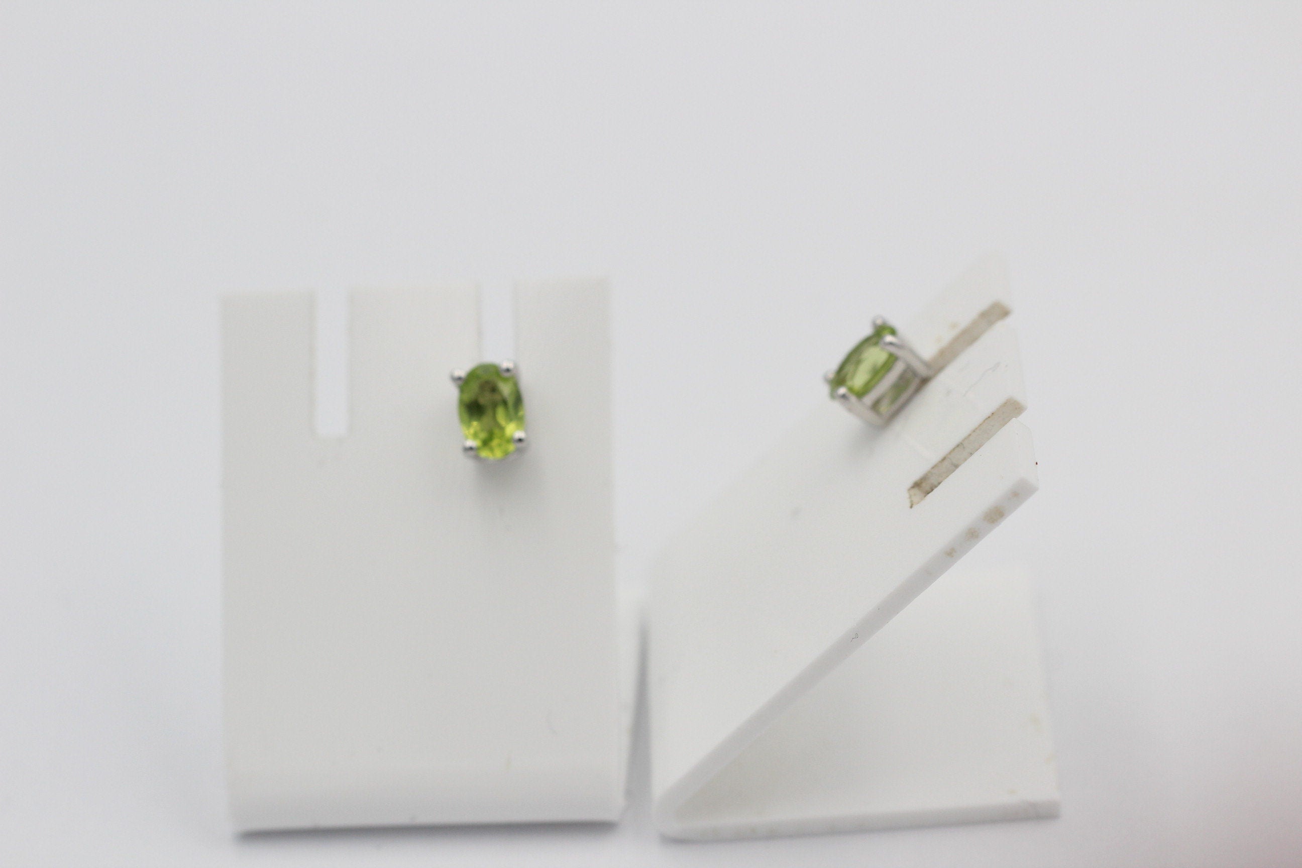 Edle 1,0 Carat Peridot  Ohrstecker 925 Silber Ohrring Ohrschmuck Olivin Top