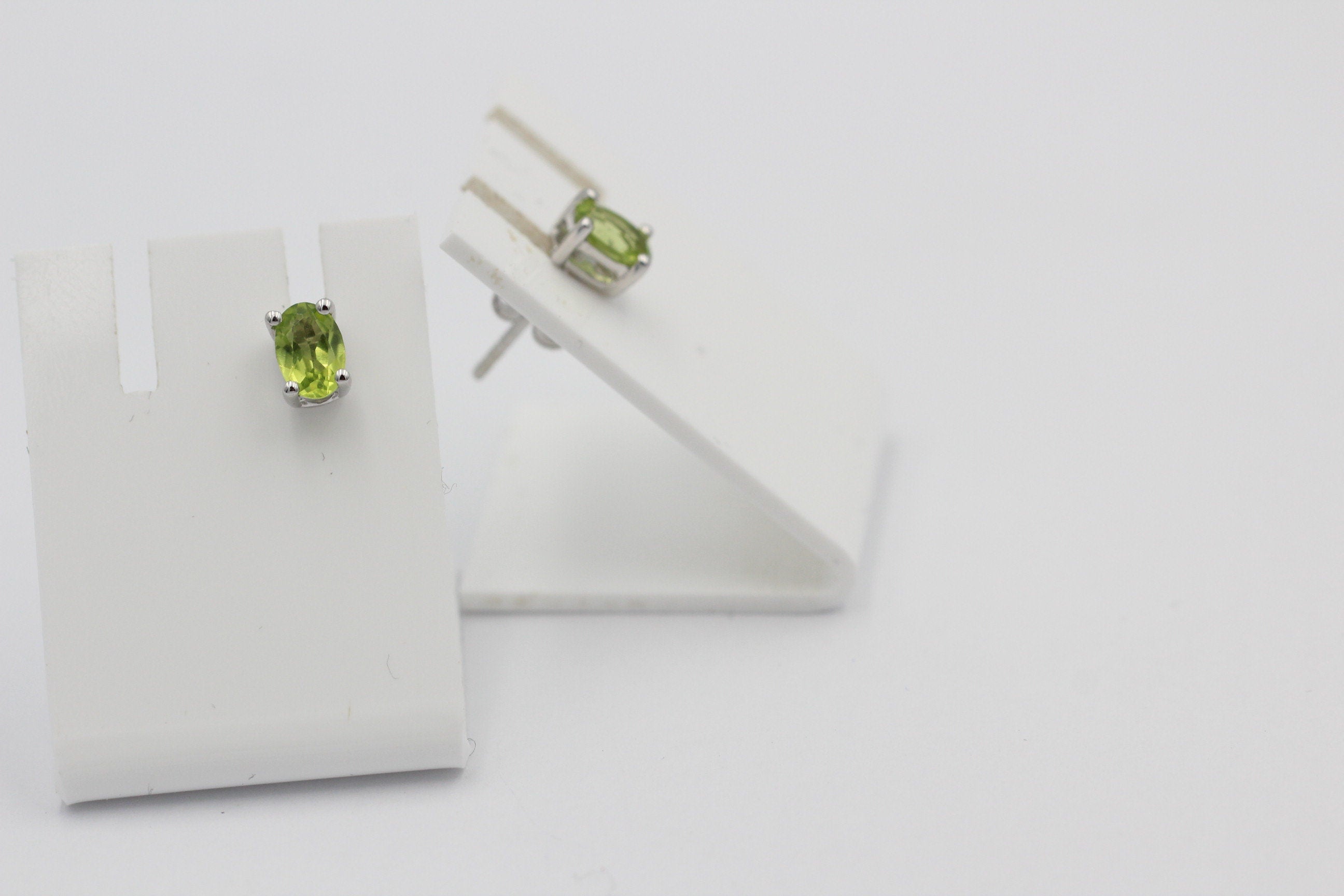Edle 1,0 Carat Peridot  Ohrstecker 925 Silber Ohrring Ohrschmuck Olivin Top