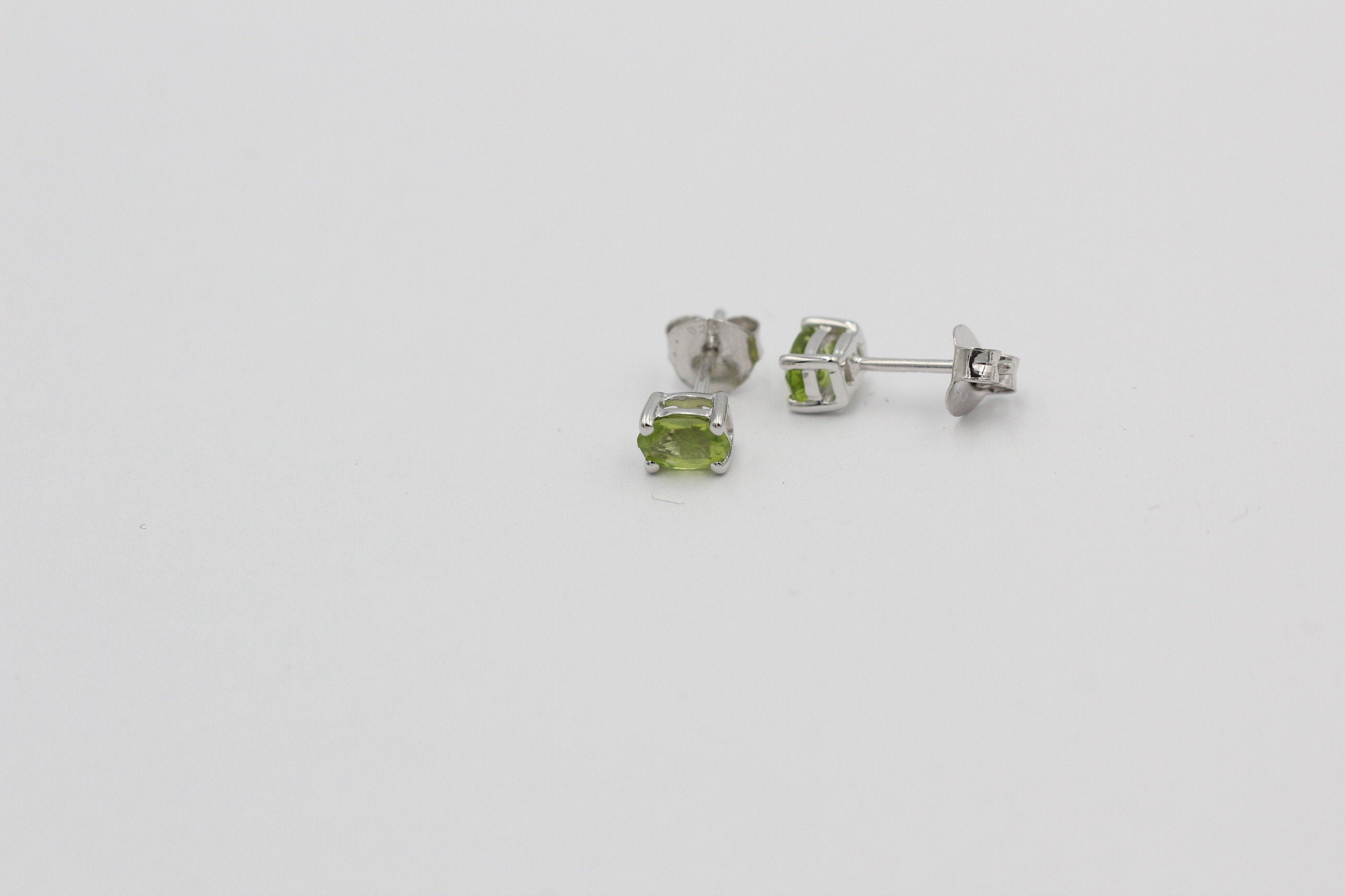 Edle 1,0 Carat Peridot  Ohrstecker 925 Silber Ohrring Ohrschmuck Olivin Top