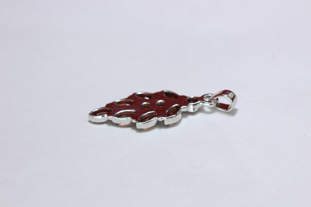 2,63 Carat Granat Designer Anhanger 925 Silber Collier Kette blutroter Granat