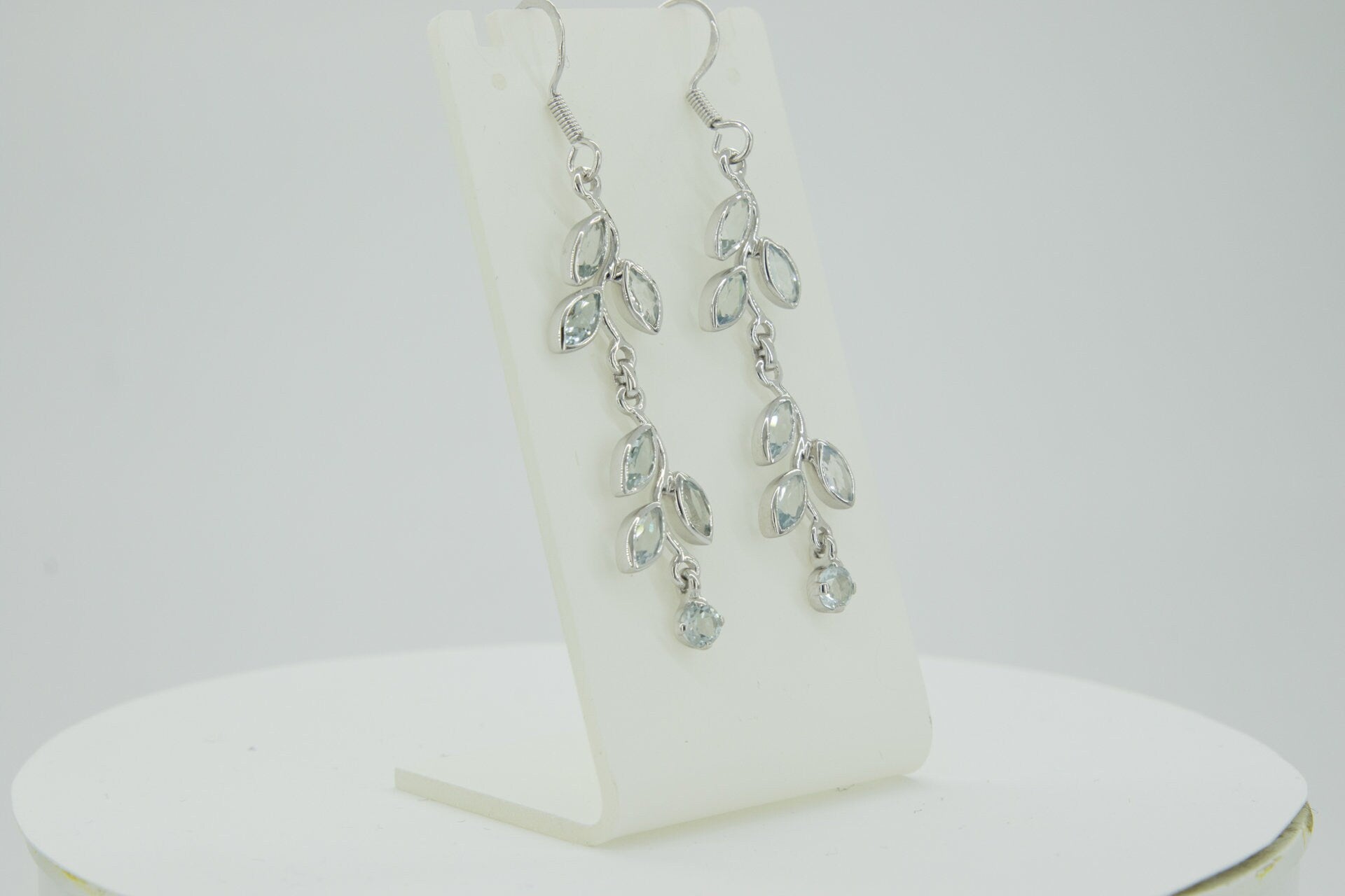 Edle florale 3,6 Carat Blautopas Ohrhanger 928 Silber romantische Ohrhanger