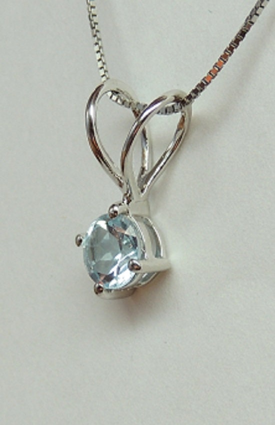 Edler 0,97 Carat Blautopas Anhanger 925 Silber Collier Kette sky blue topas himmelblau