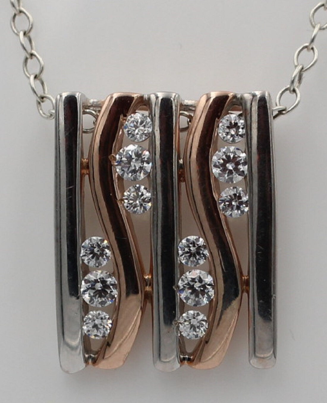 Bicolor Anhänger 925 Sterling Silber - Teilvergoldet & Rhodiniert - 12 Funkelnde Zirkonia Rosé - Edler Echtschmuck Anhänger - Handgefertigt