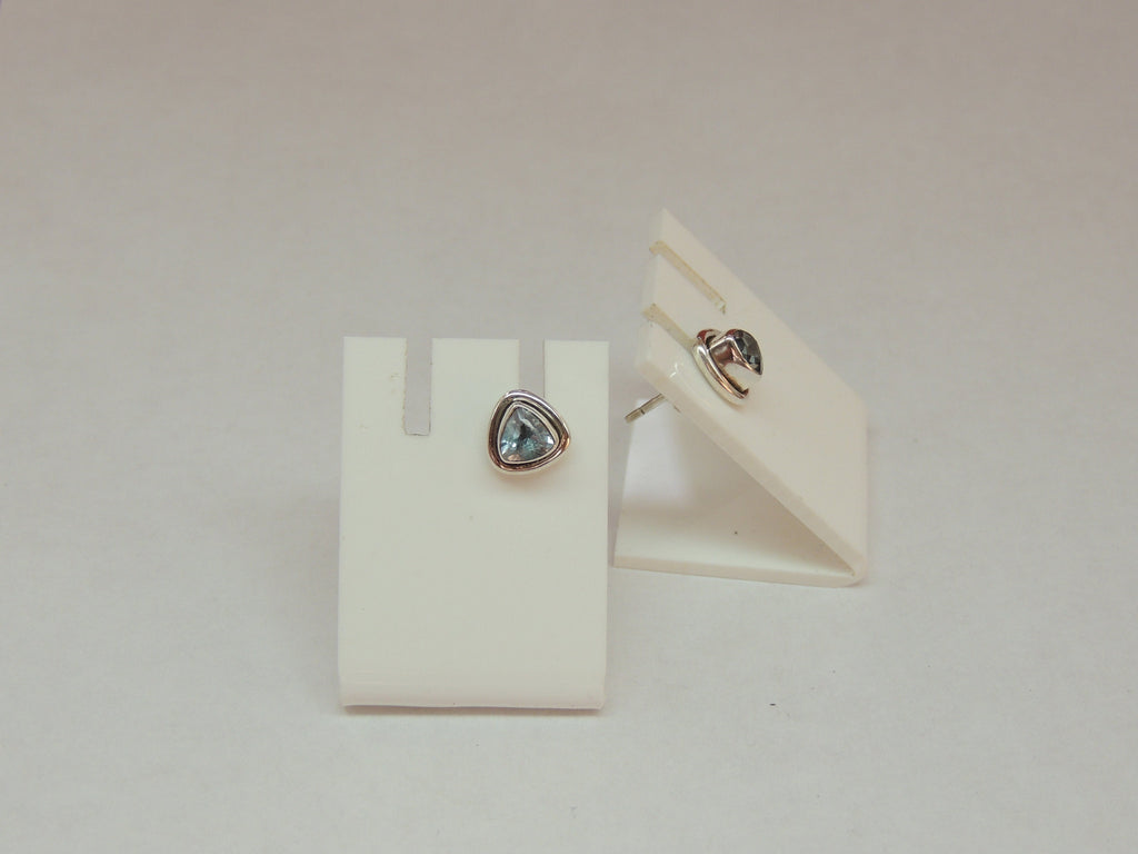0,84 Carat Blautopas Trillion Ohrstecker 925 Silber blauer Topas Sky blue