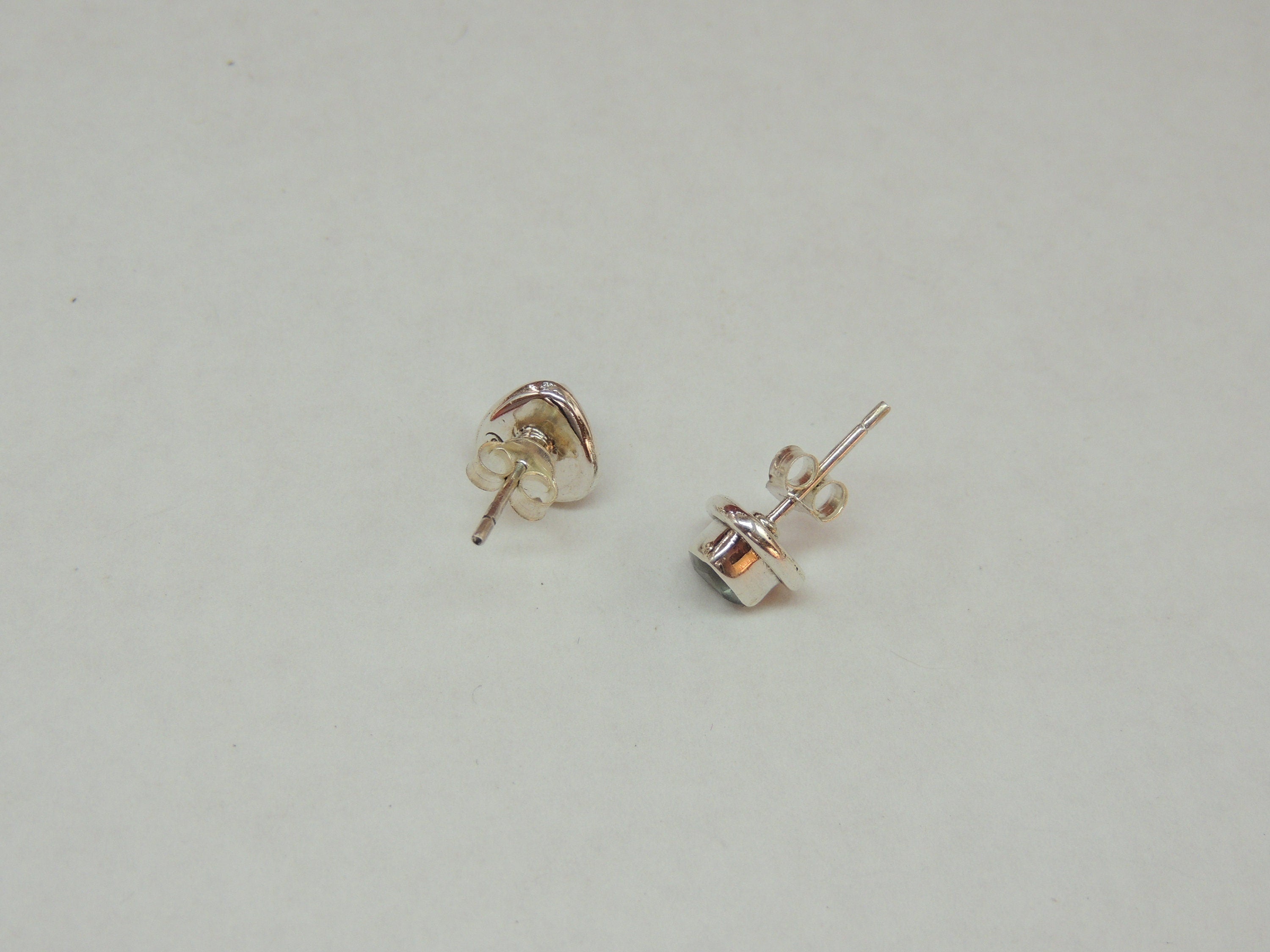 0,84 Carat Blautopas Trillion Ohrstecker 925 Silber blauer Topas Sky blue