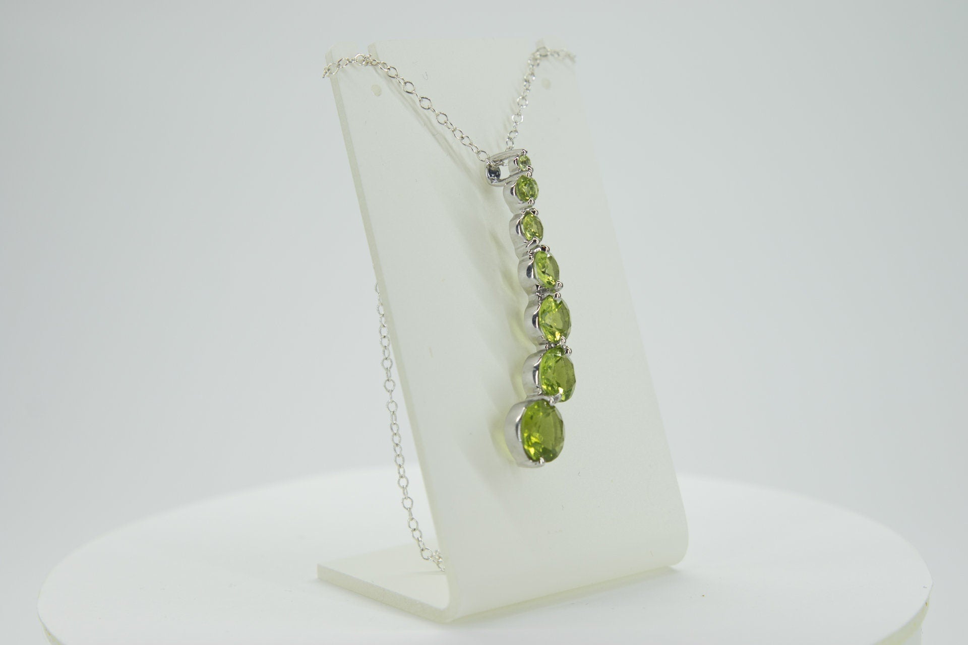 5,05 Carat Peridot Anhanger 925 Silber Collier Kette ein funkelnder Traum Top